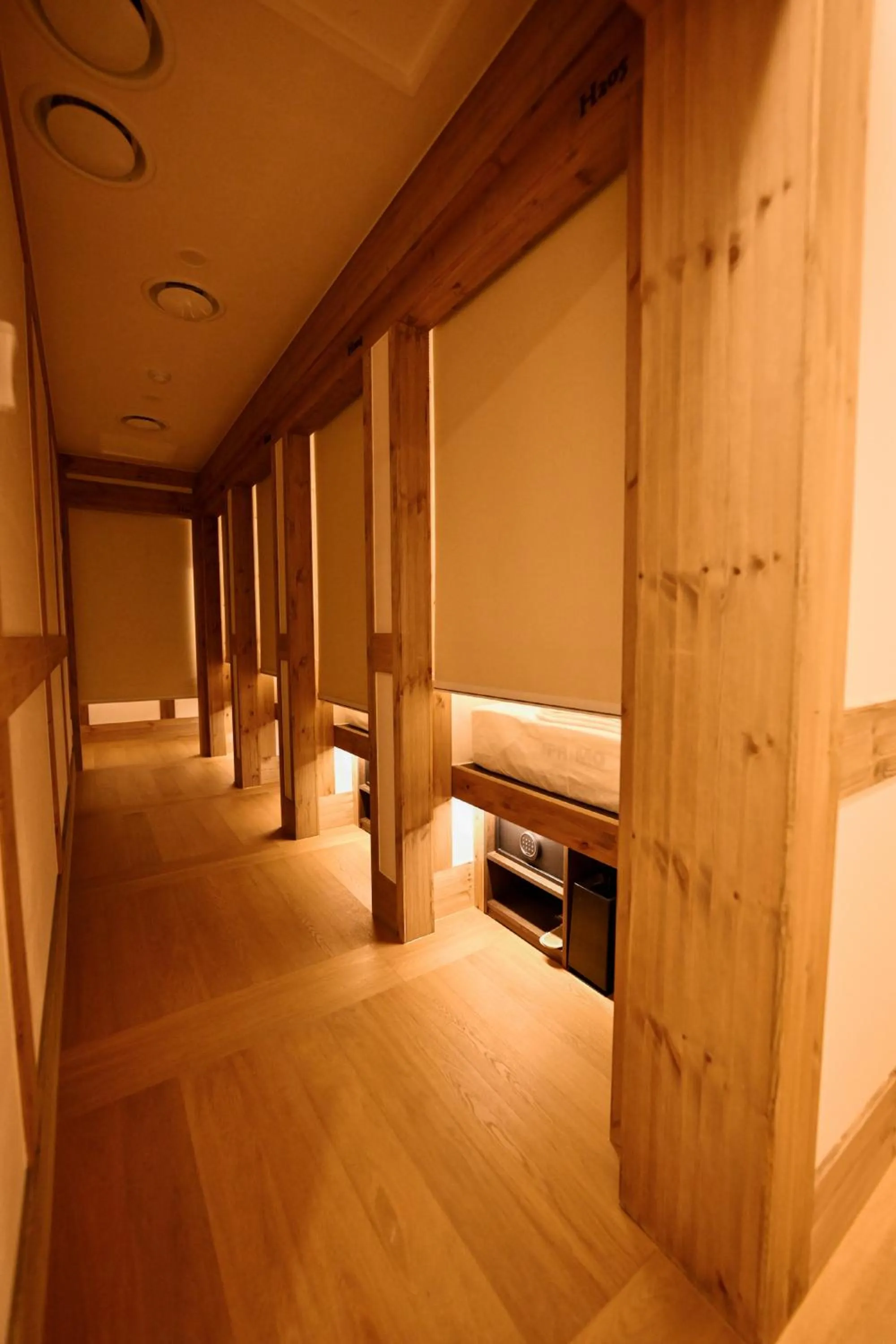 Decorative detail in Hanok Hotel DAAM Seoul