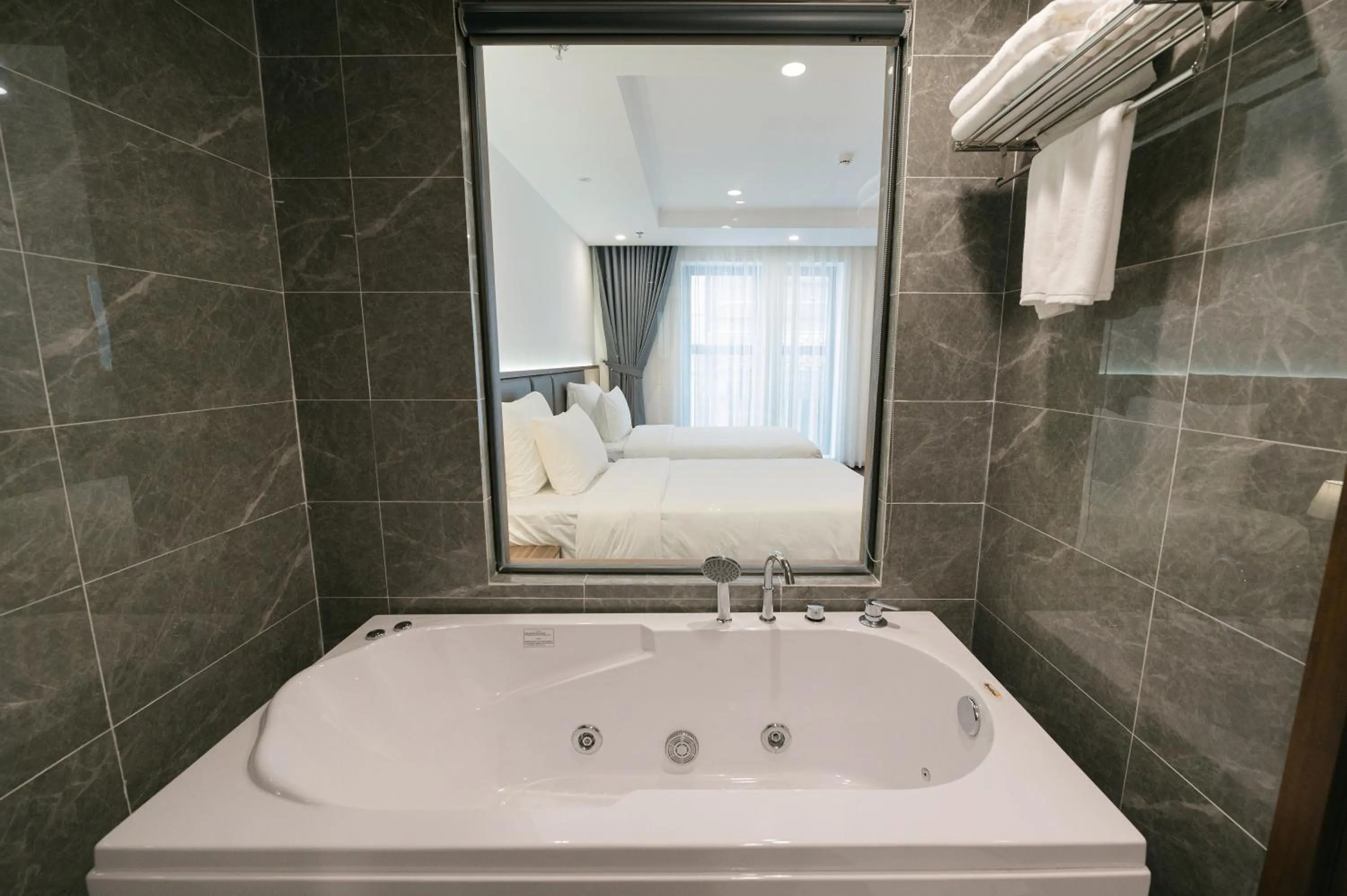 Bathroom in Love St - Hanoi Hotel