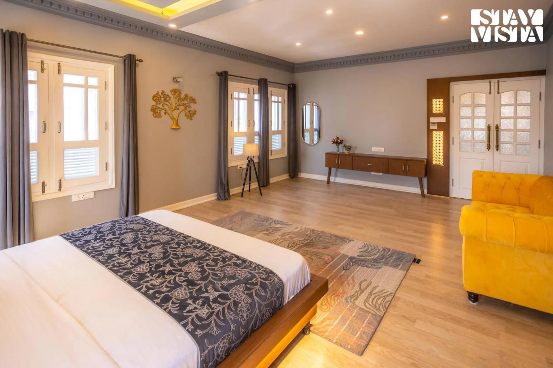 Bedroom, Bed in StayVista at Midsummer Moon - Mountain View with Courtyard