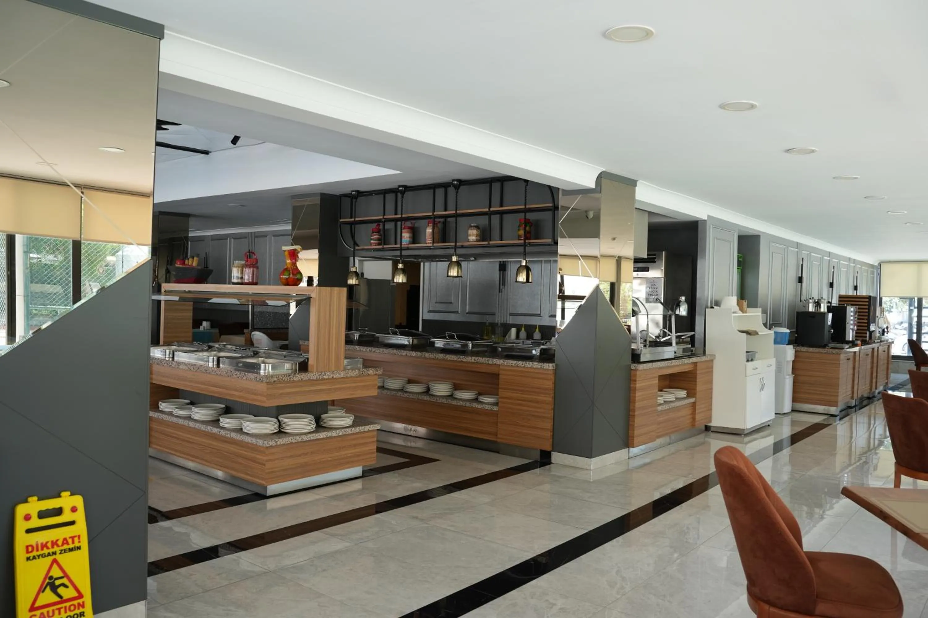 Ada Newday Resort Hotel