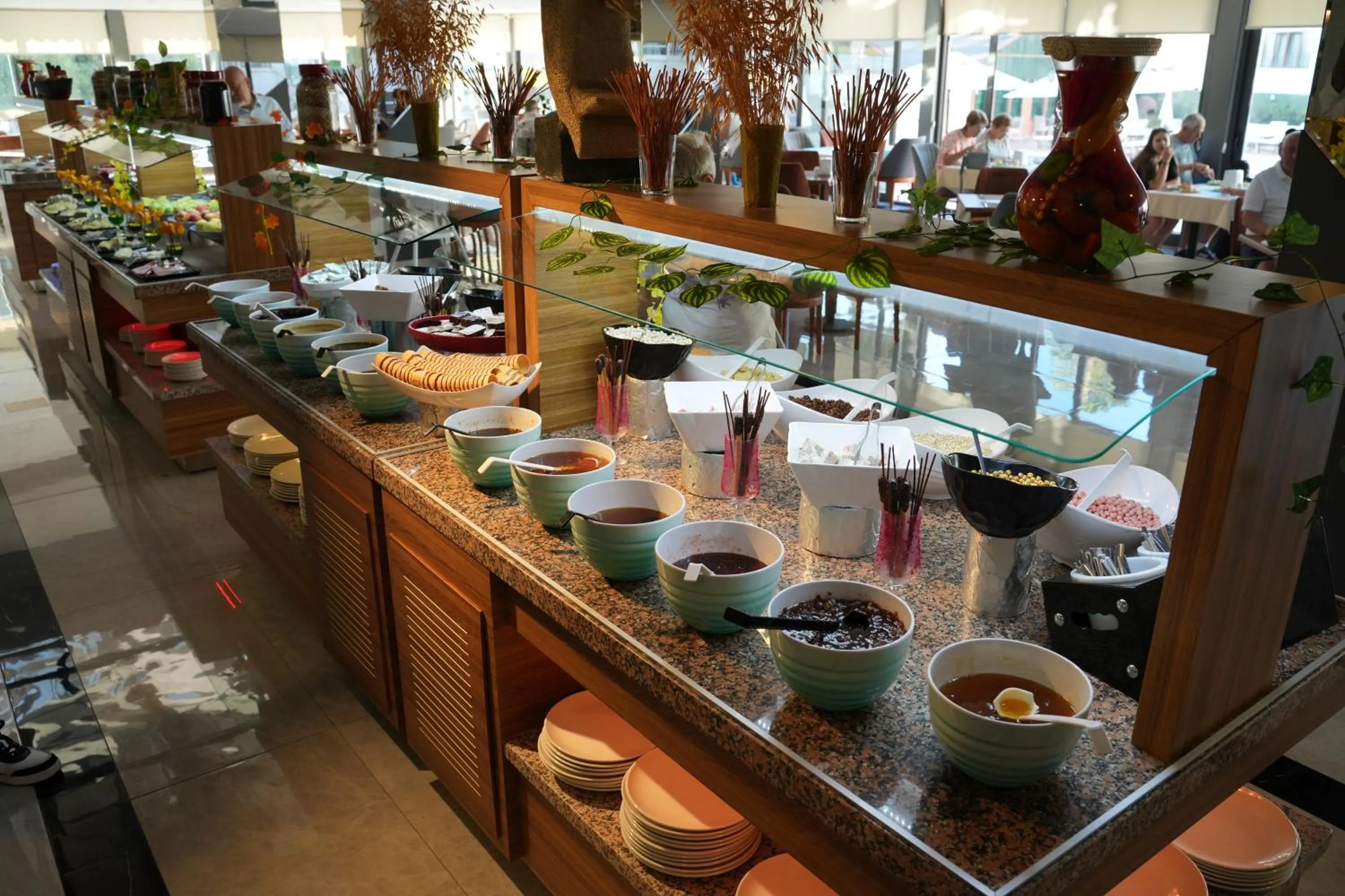 Ada Newday Resort Hotel