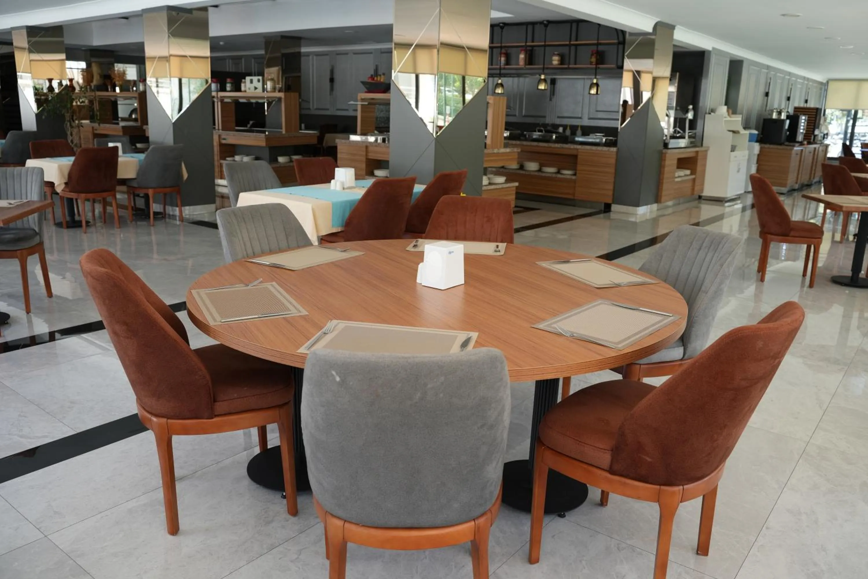 Ada Newday Resort Hotel