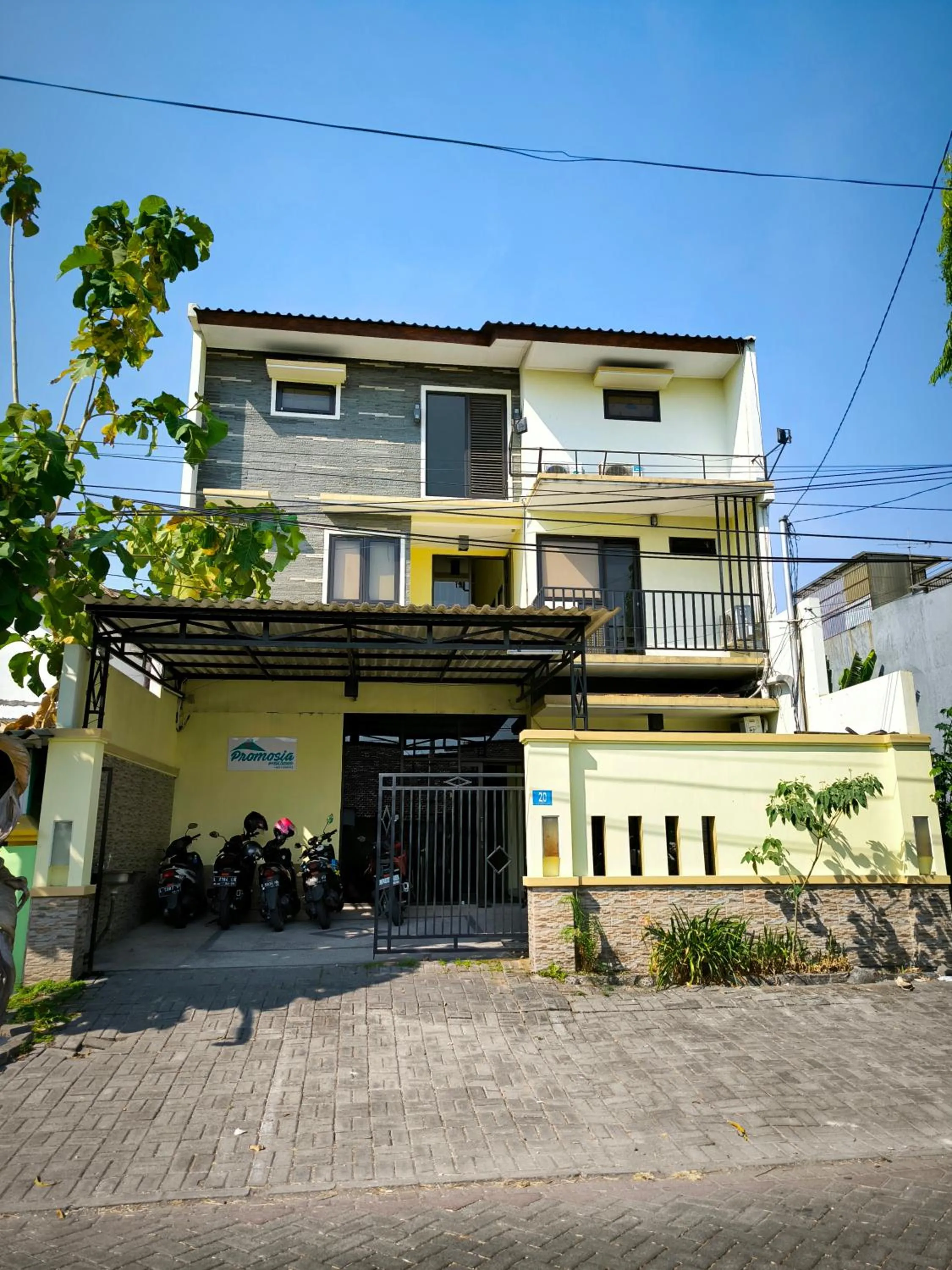 Property building in PROMOSIA GUEST HOUSE