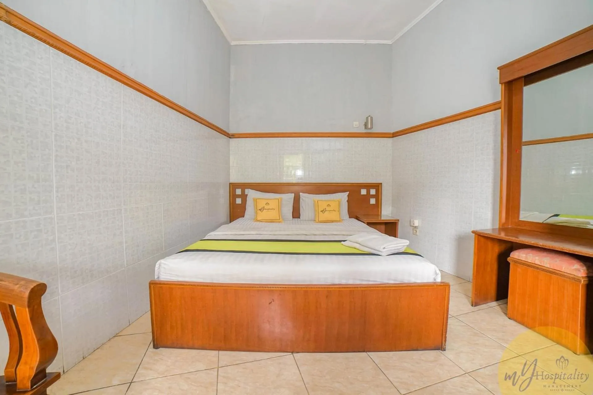 Bed in Hotel Patradisa by My Hospitality