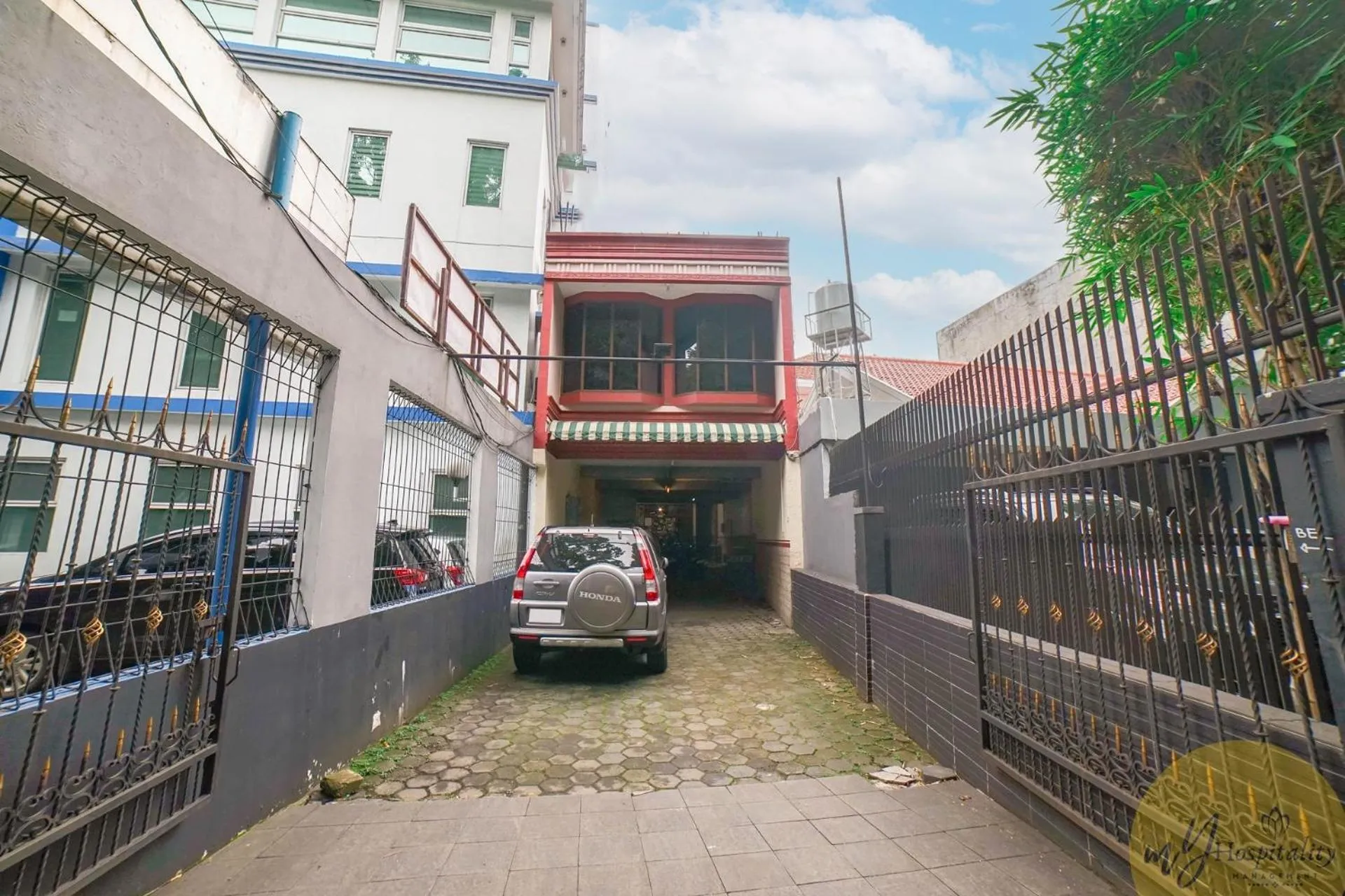 Property building in Hotel Patradisa by My Hospitality