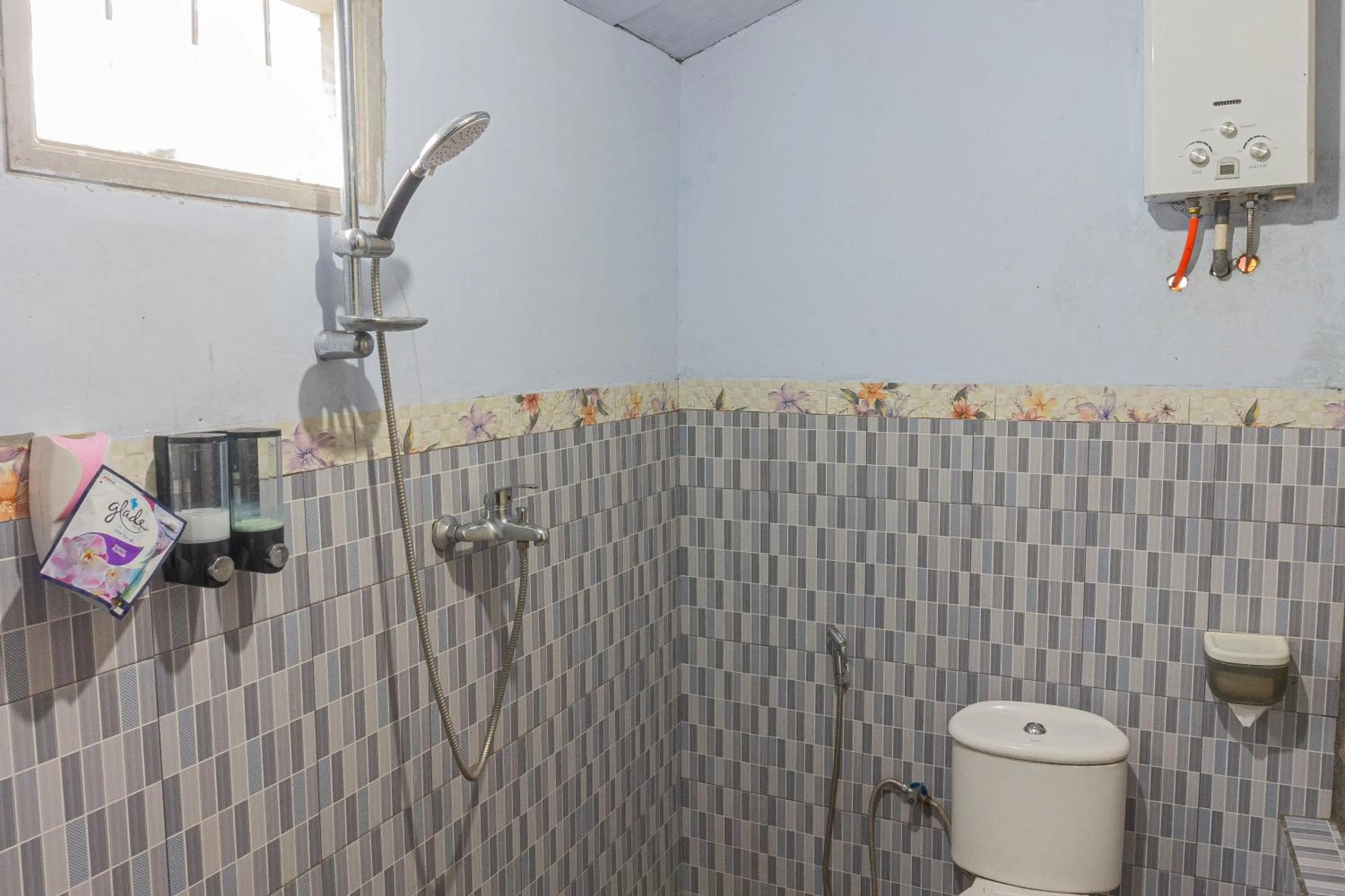 Bathroom in Puncak Rinjani Lodge