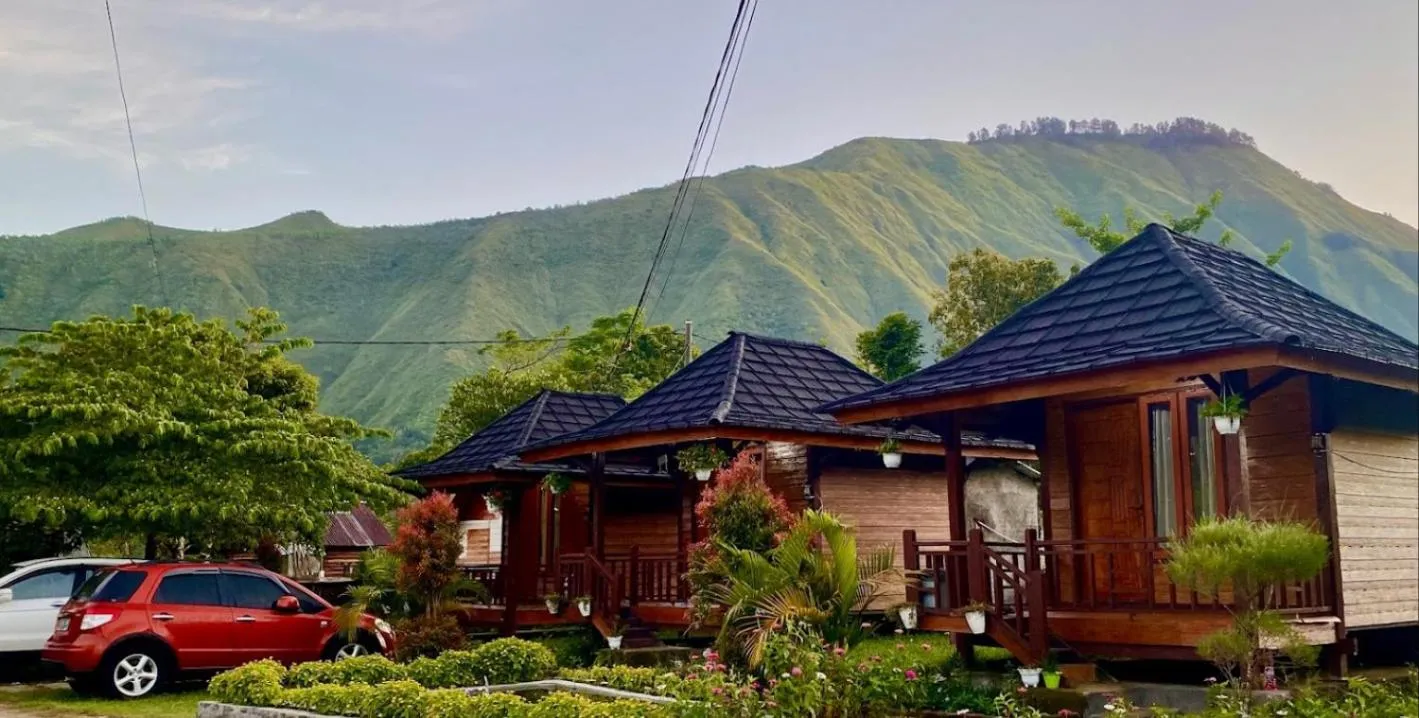Property building in Puncak Rinjani Lodge