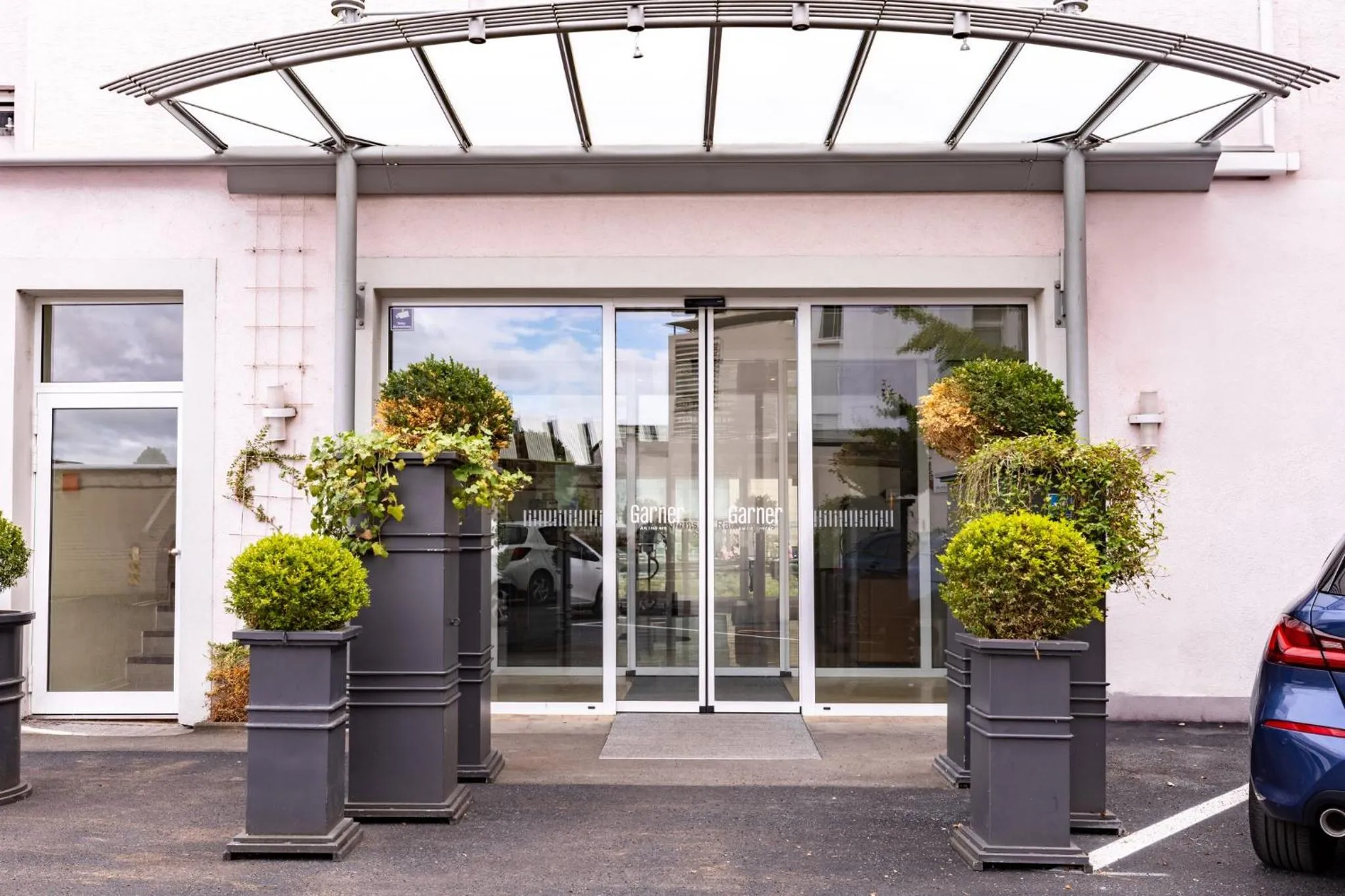 Property building in Garner Hotel Post Aschaffenburg by IHG