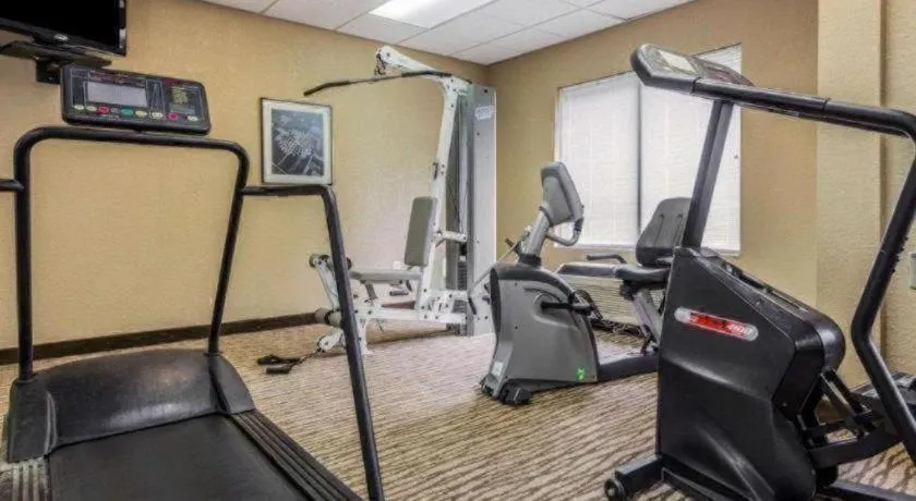 Comfort Inn & Suites