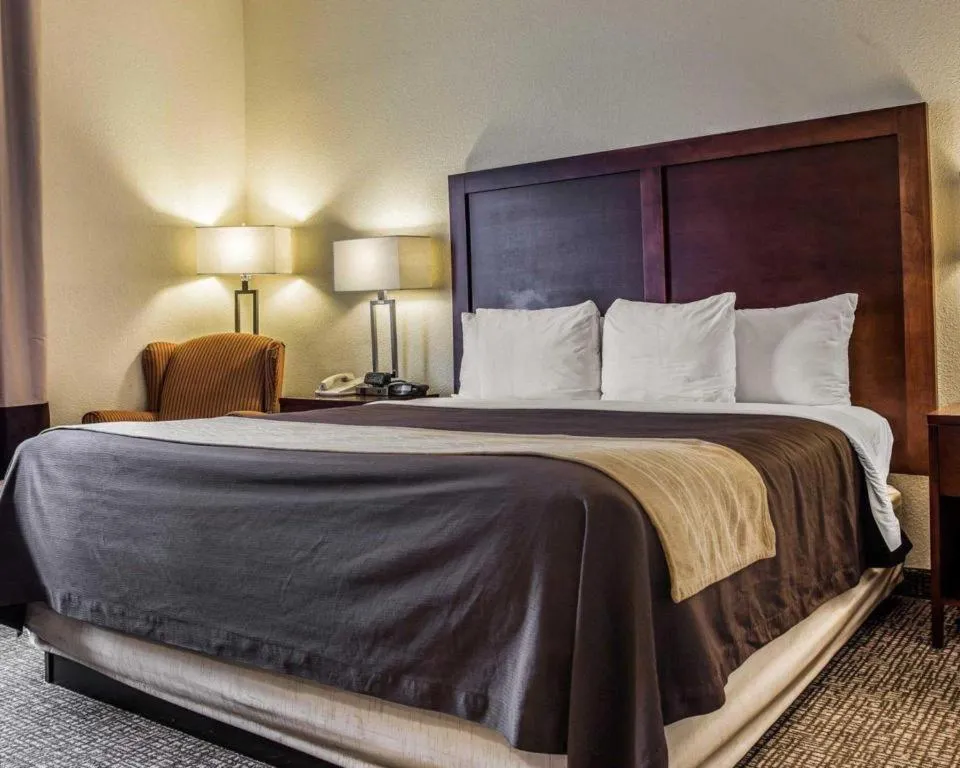 Bed in Comfort Inn & Suites