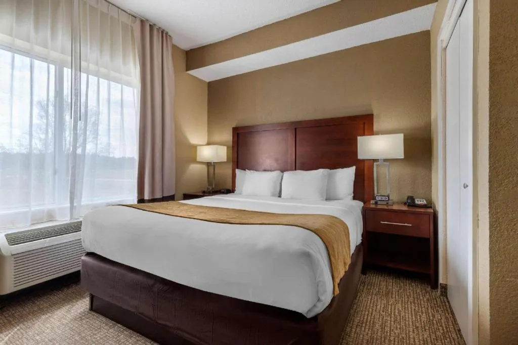 Bed in Comfort Inn & Suites