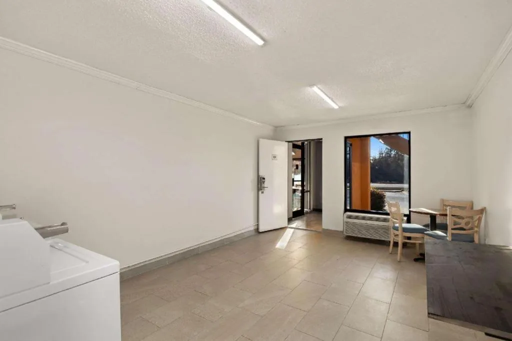 Rodeway Inn Lumberton Central