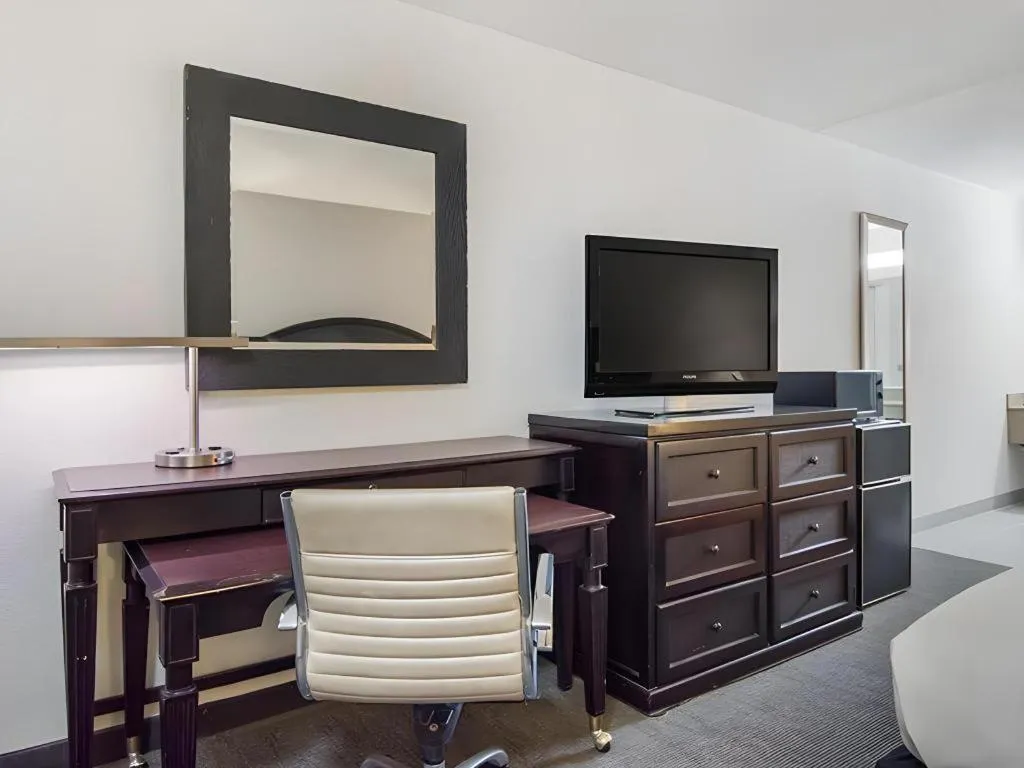 Rodeway Inn Lumberton Central