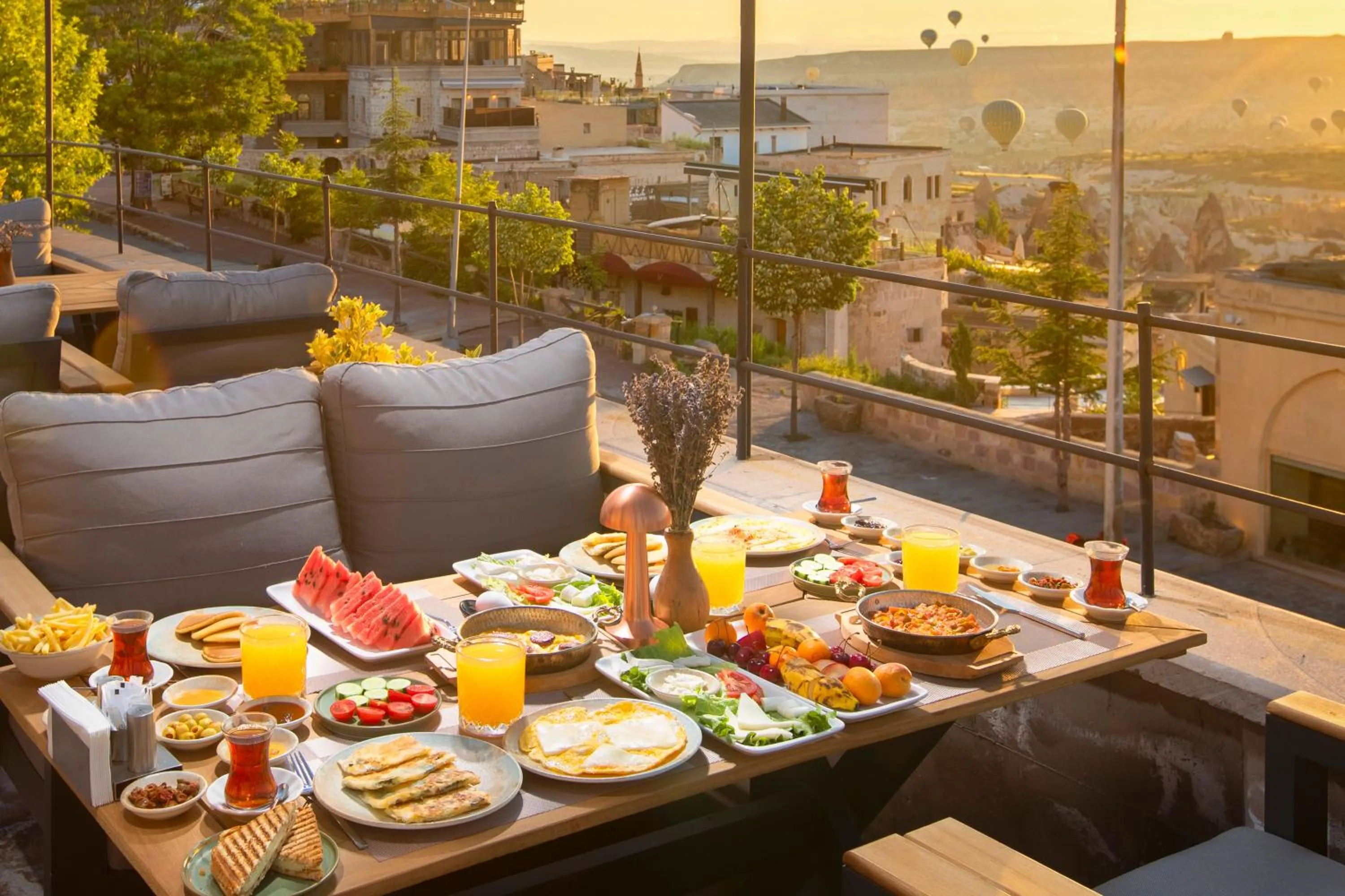 Restaurant/places to eat in Breeze Of Cappadocia Special Class