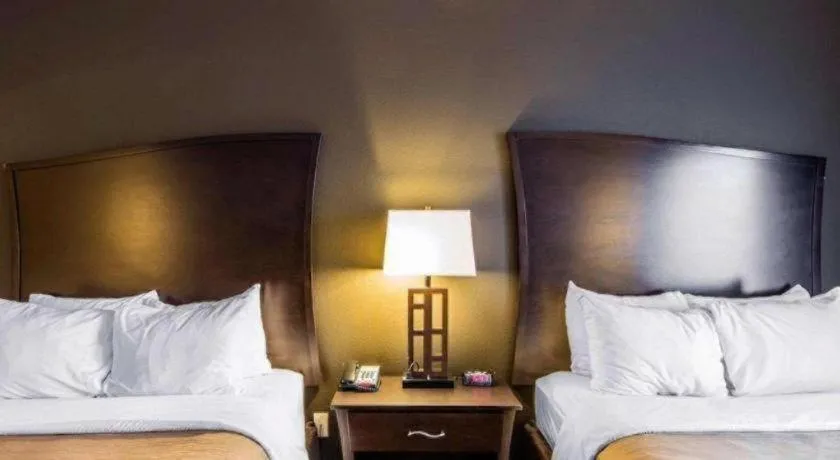 Bed in Comfort Inn & Suites Alva