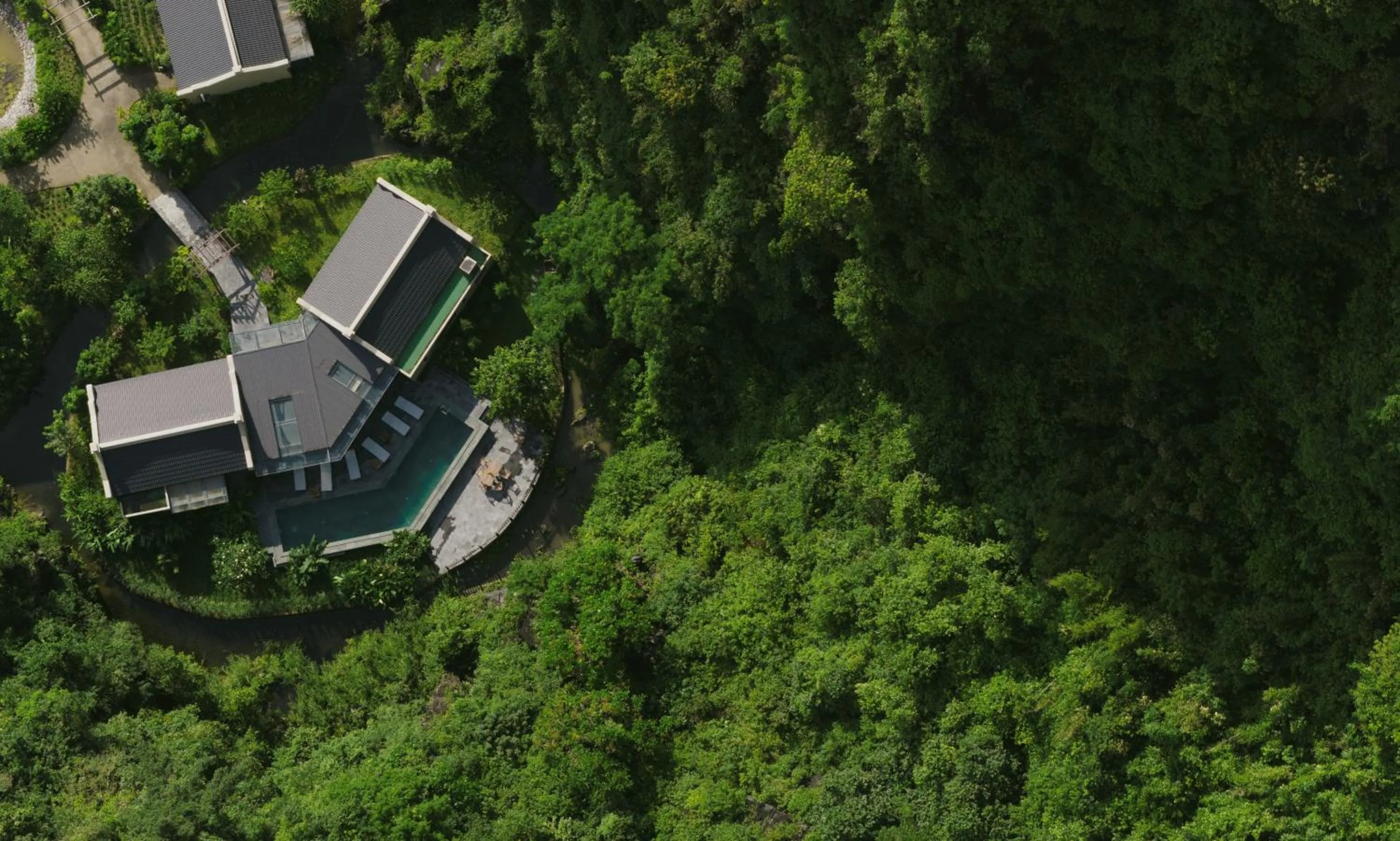 Property building in Jiva Hoa Lu Retreat