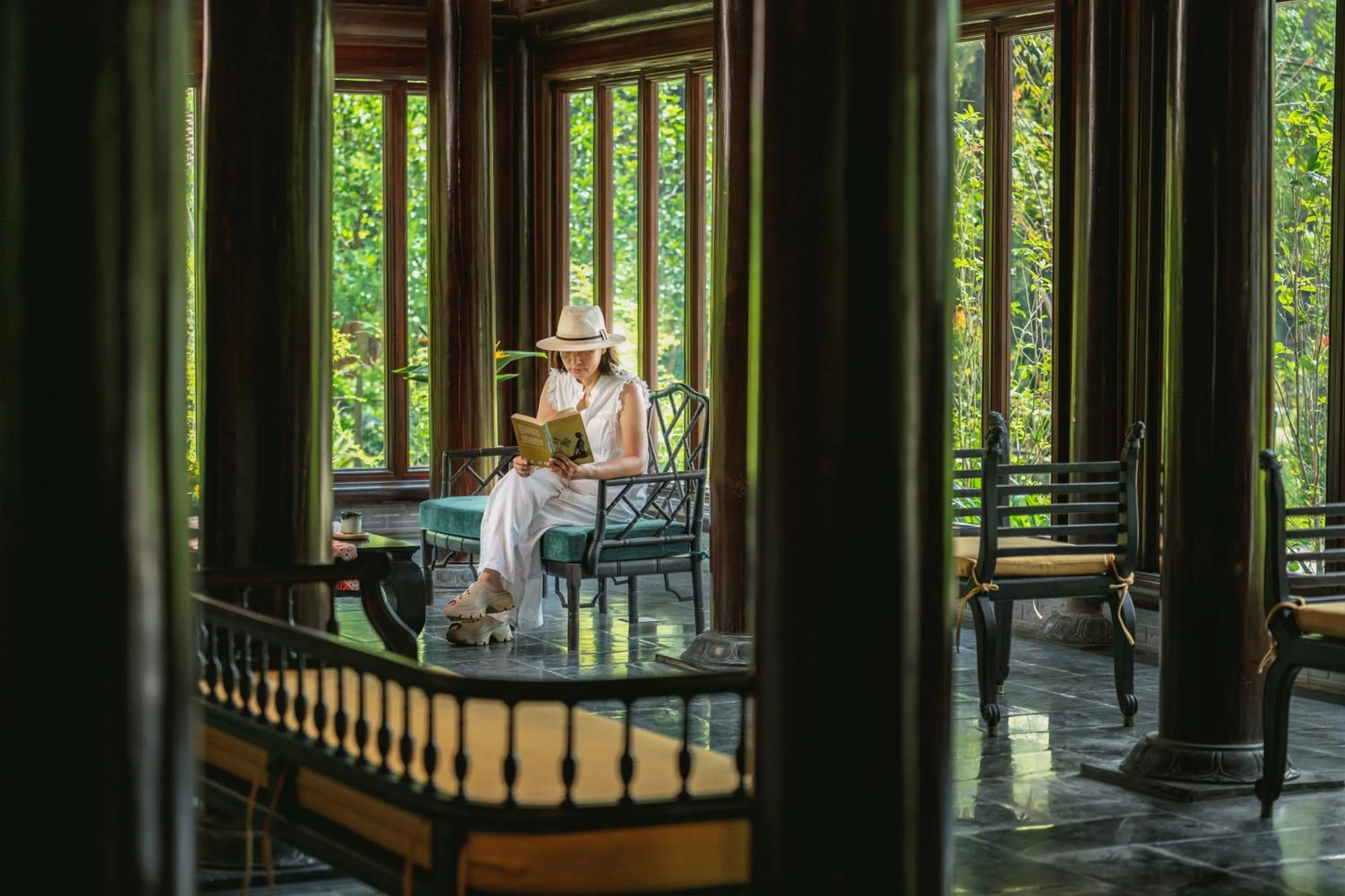 People in Jiva Hoa Lu Retreat