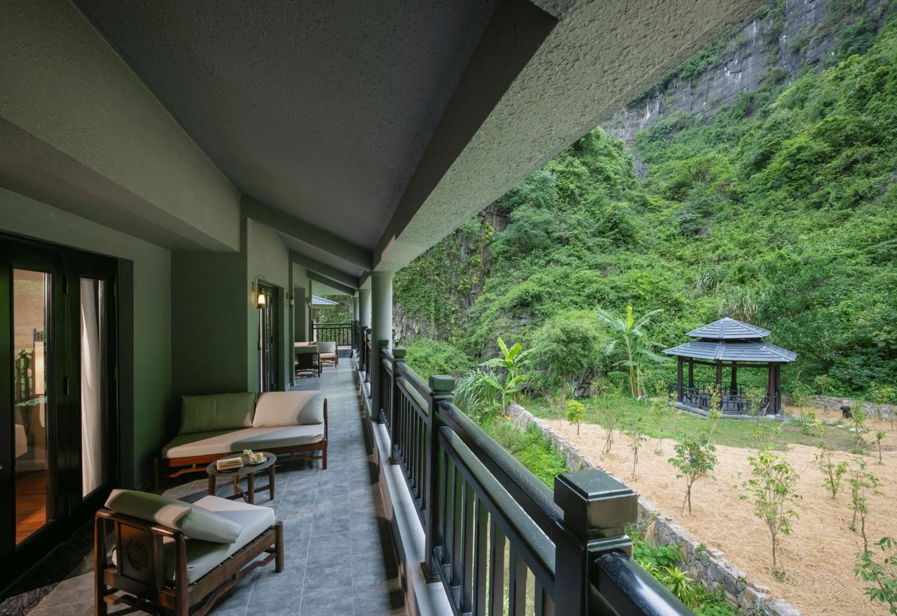 Patio in Jiva Hoa Lu Retreat