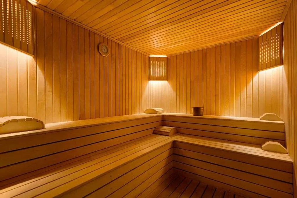 Fitness centre/facilities in Ramada By Wyndham Elazığ