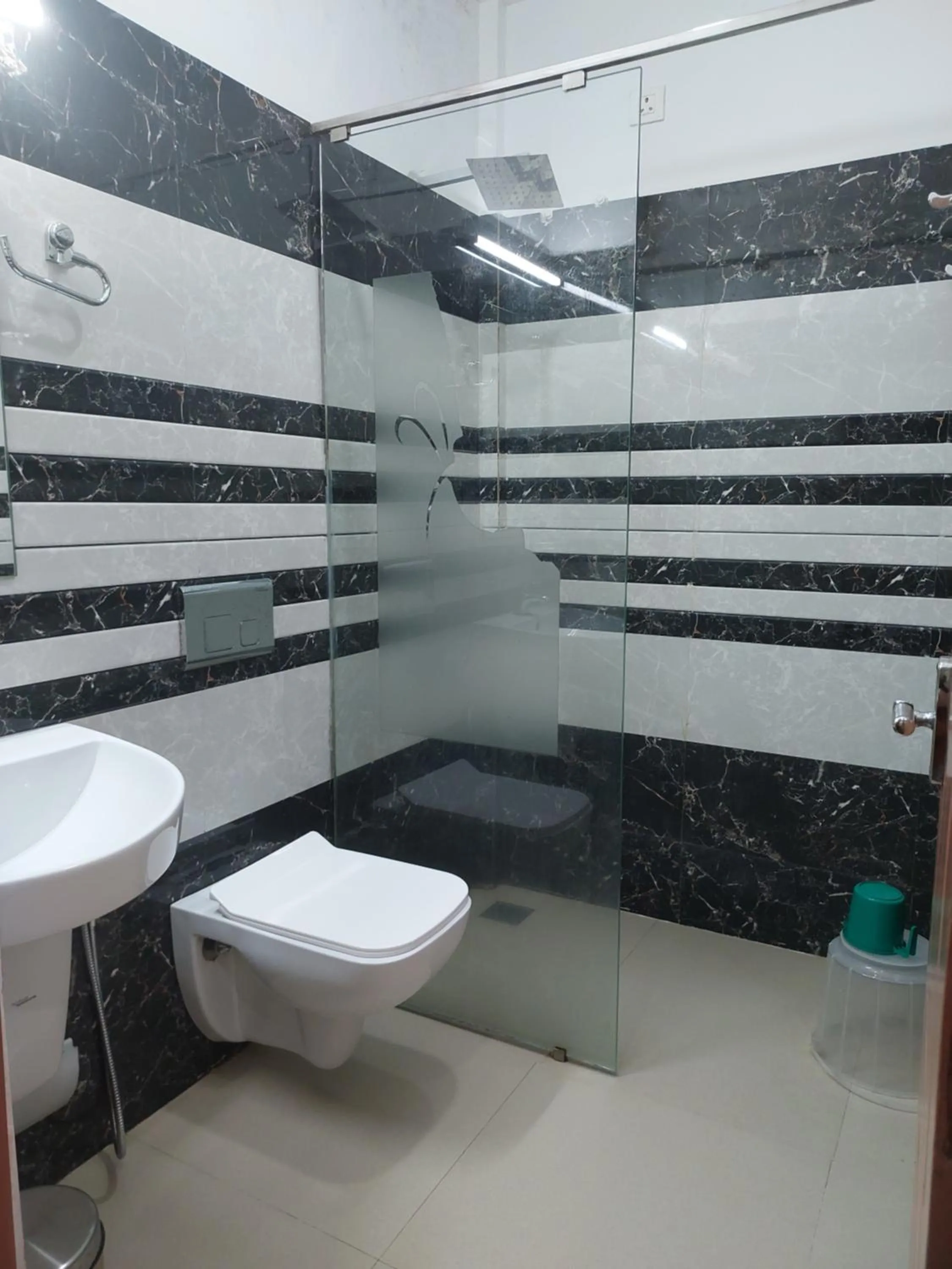 Bathroom in MIRAS PMC Lakeshore Resort