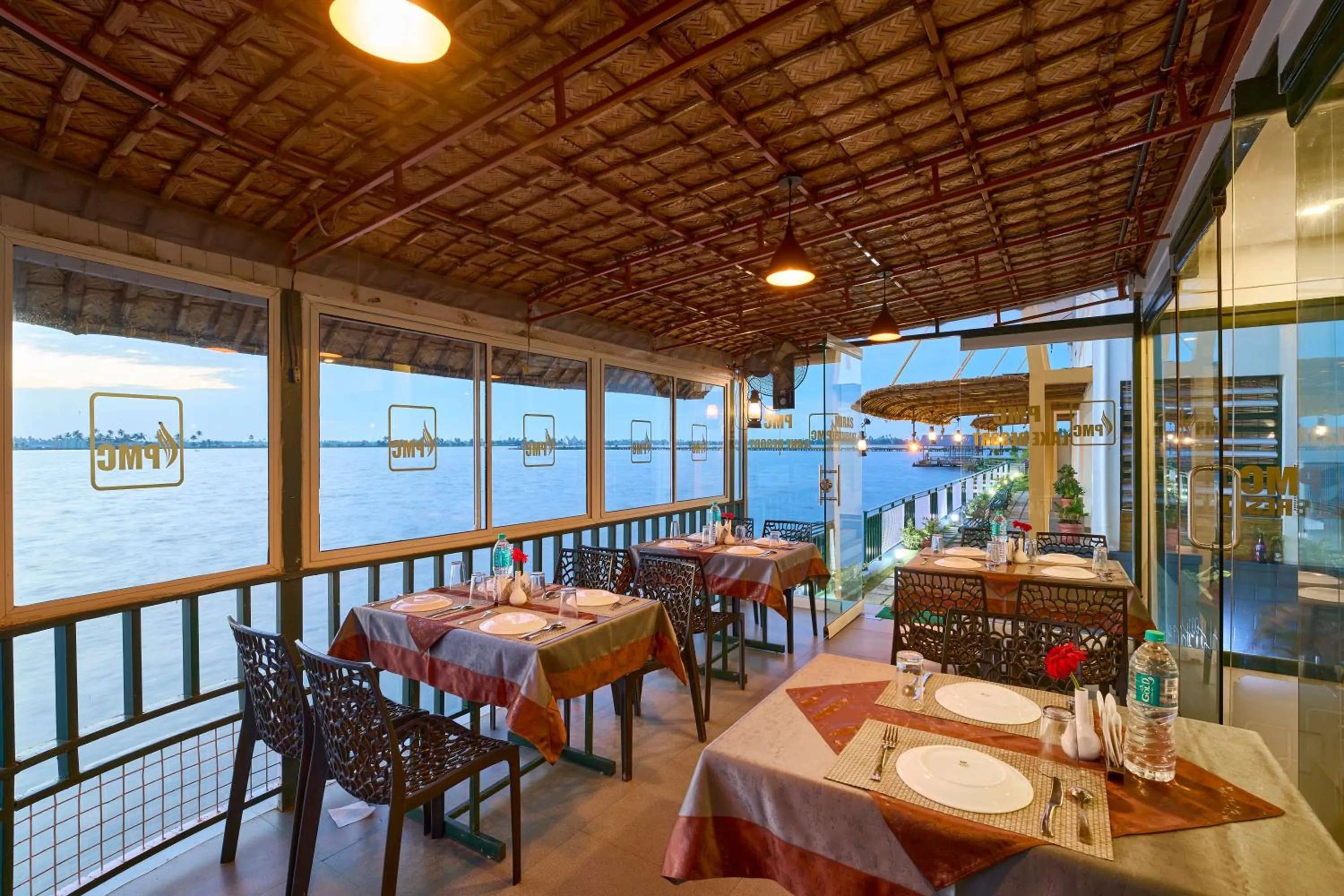 Restaurant/places to eat in MIRAS PMC Lakeshore Resort