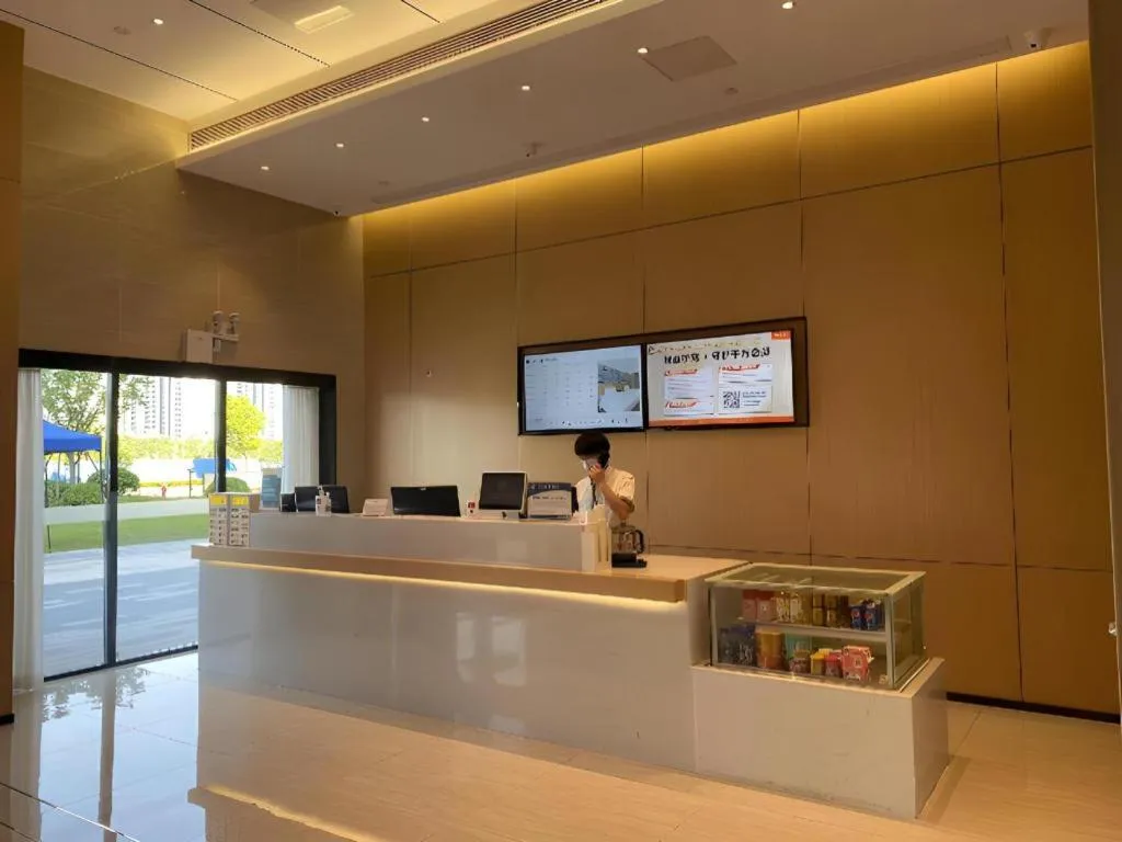 City Comfort Inn Wuhan Yangluo Wanda Plaza