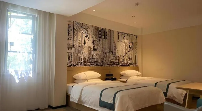 Bed in City Comfort Inn Wuhan Yangluo Wanda Plaza