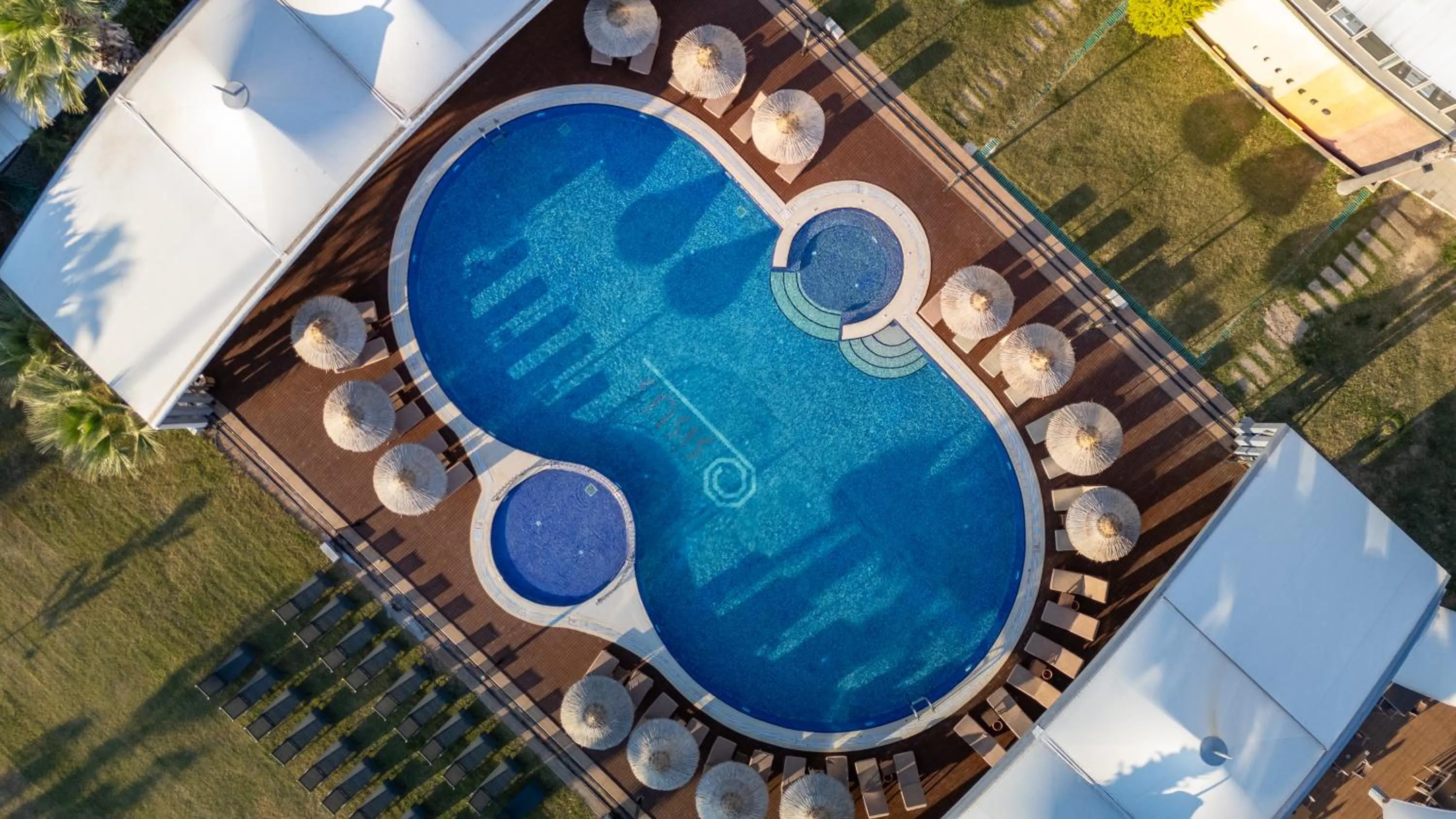 Day in Sisus Marina Hotel