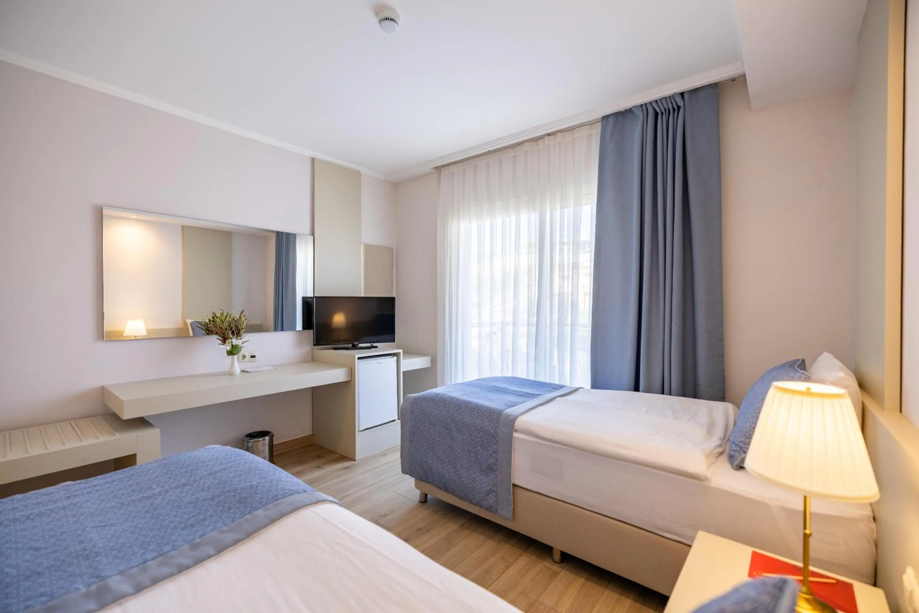 Bed in Sisus Marina Hotel