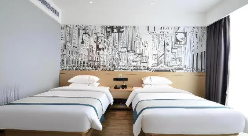 Bed in City Comfort Inn Yichang Sanxia Airport