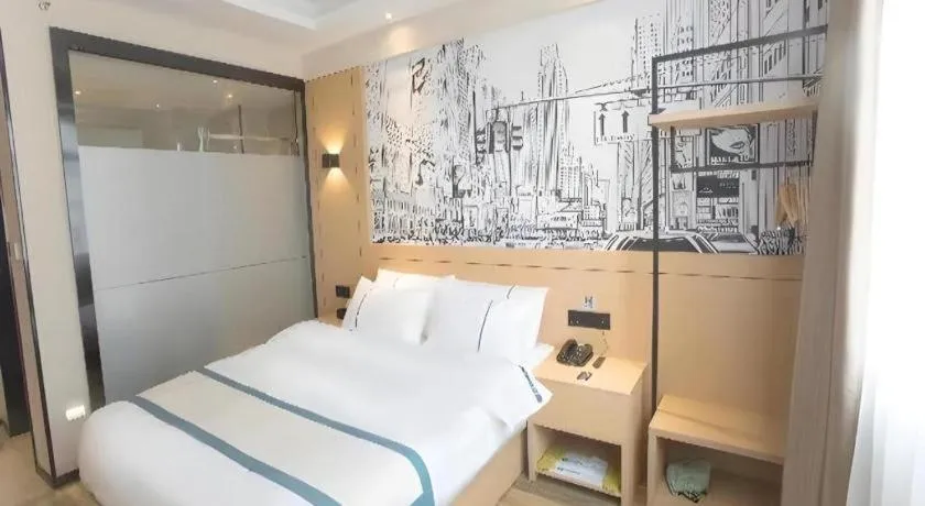 Bed in City Comfort Inn Jiujiang Gongqing Science and Technology College High-speed Railway Station