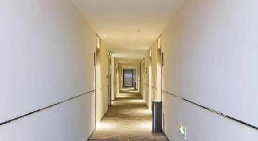 City Comfort Inn Jiujiang Gongqing Science and Technology College High-speed Railway Station