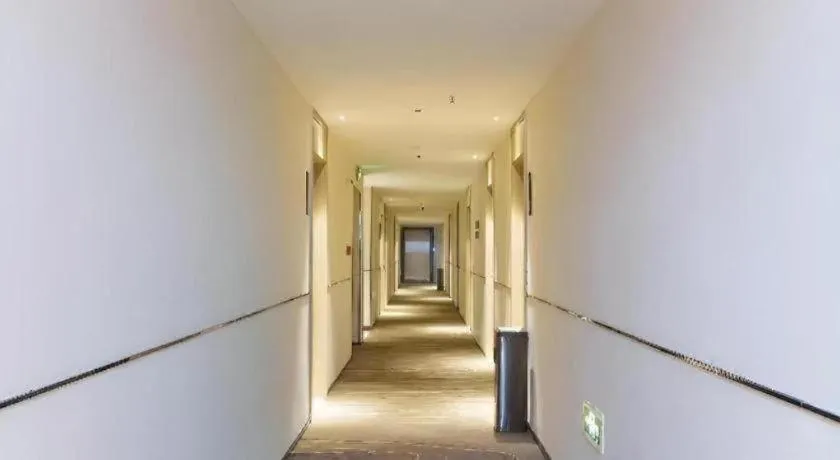 City Comfort Inn Jiujiang Gongqing Science and Technology College High-speed Railway Station