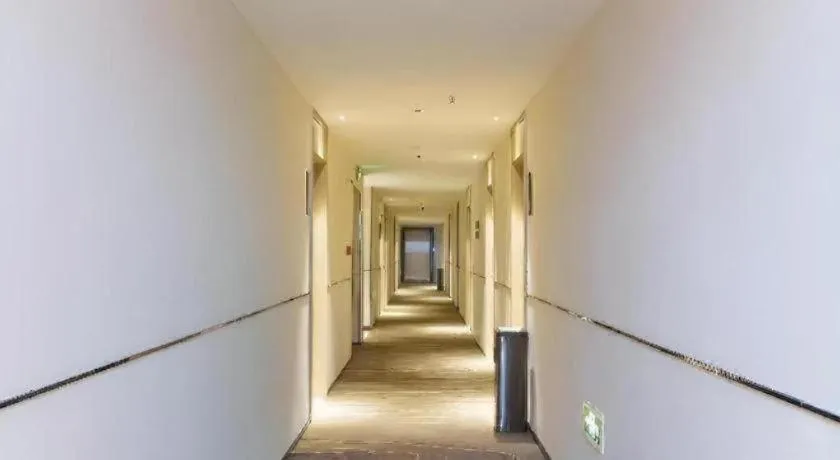 City Comfort Inn Jiujiang Gongqing Science and Technology College High-speed Railway Station