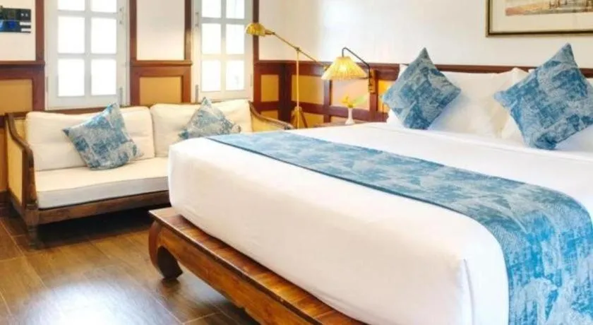 Bed in My BanLao Hotel