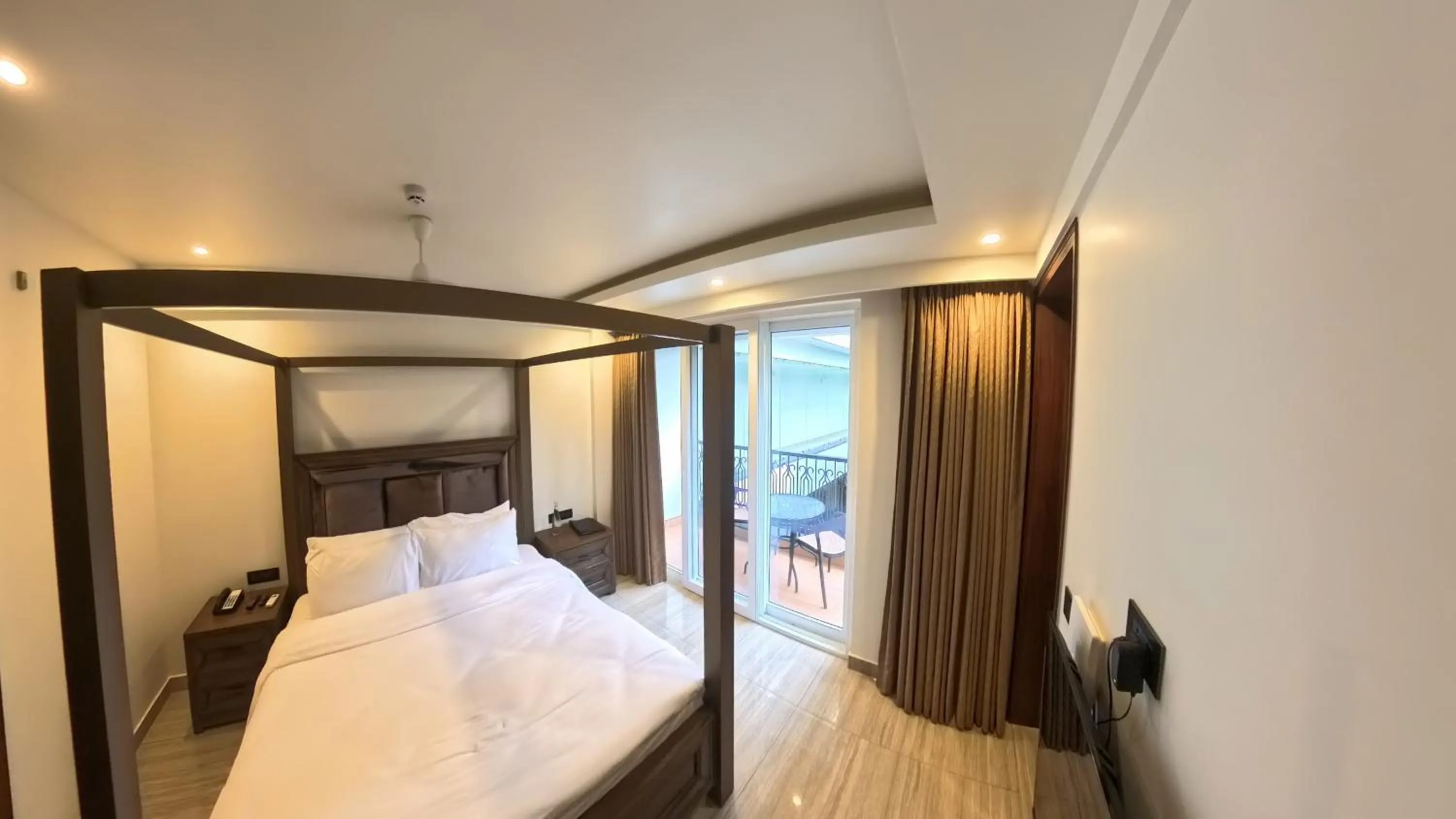 Photo of the whole room, Bed in The Tanisi Resorts & Pool Villas, Candolim