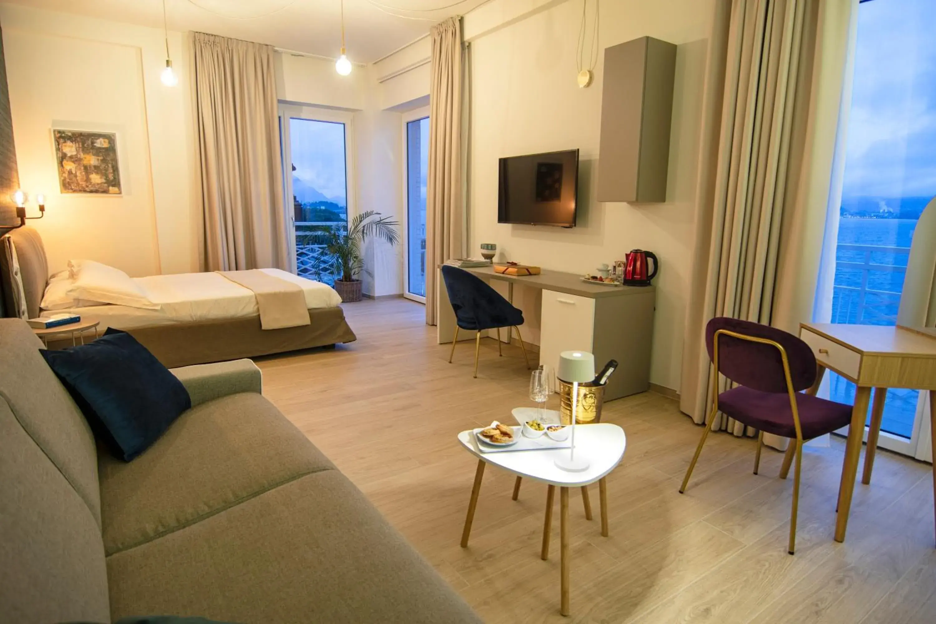 Junior Suite with Balcony in Gigi Suites&Apartments Junior Suite with Balcony in Gigi Suites&Apartments