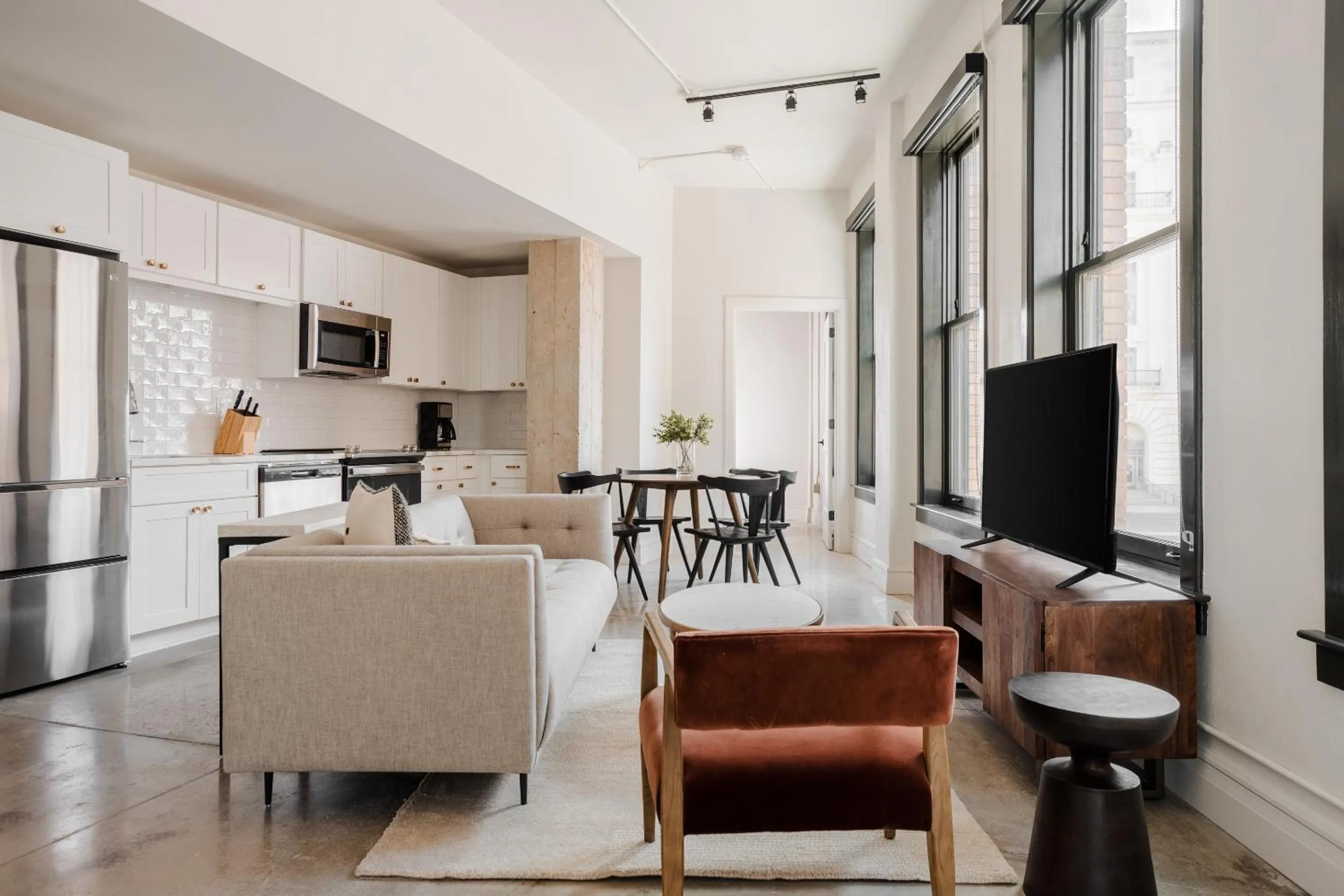 Communal lounge/ TV room in La Luz