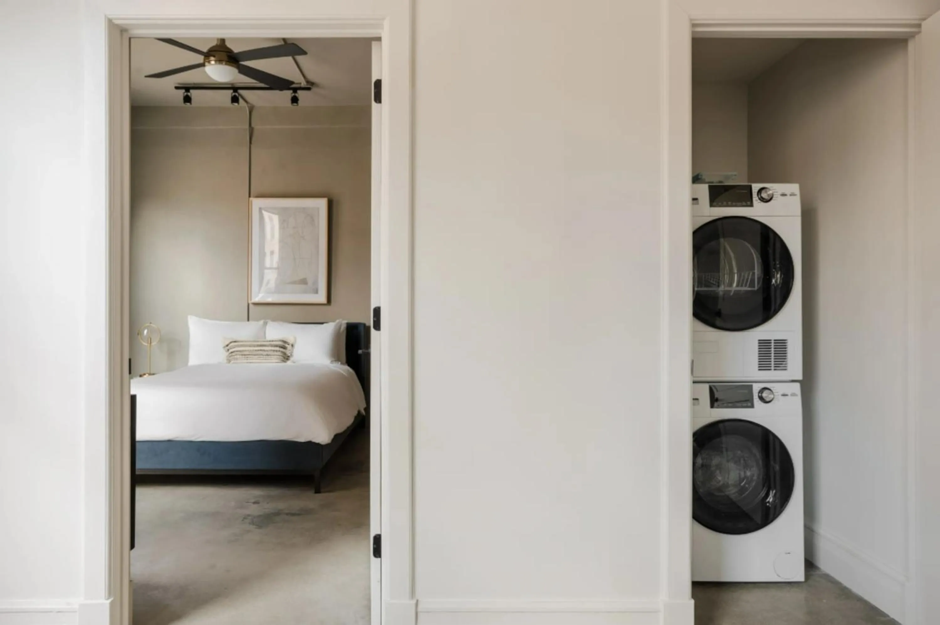 washing machine, Bed in La Luz