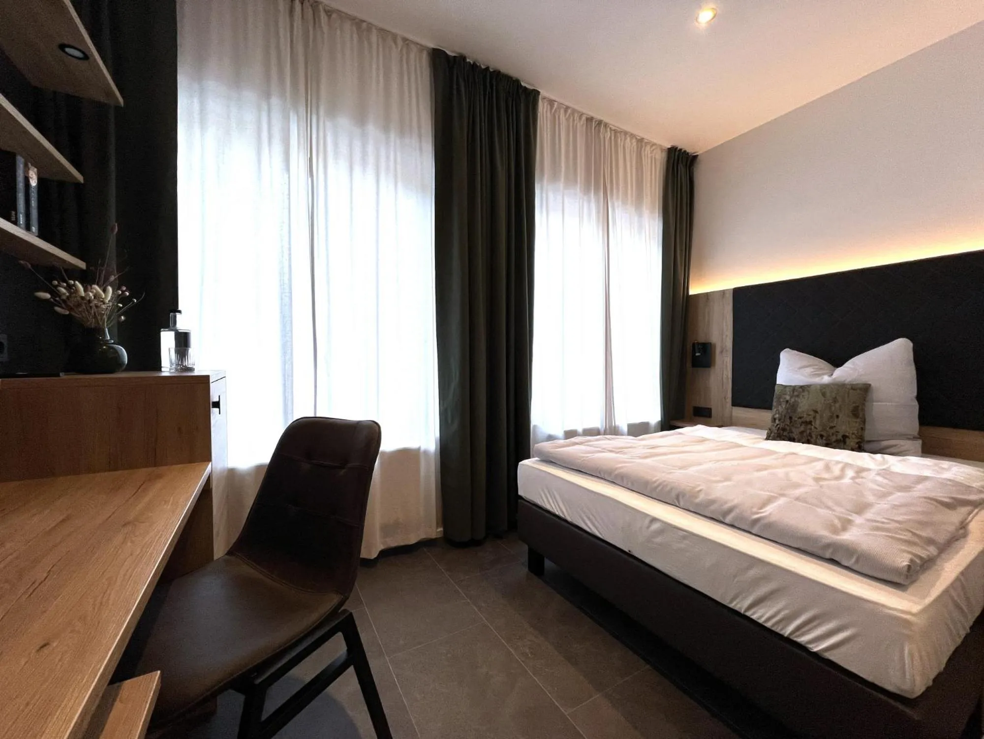 Photo of the whole room, Bed in Haus Kuckenberg