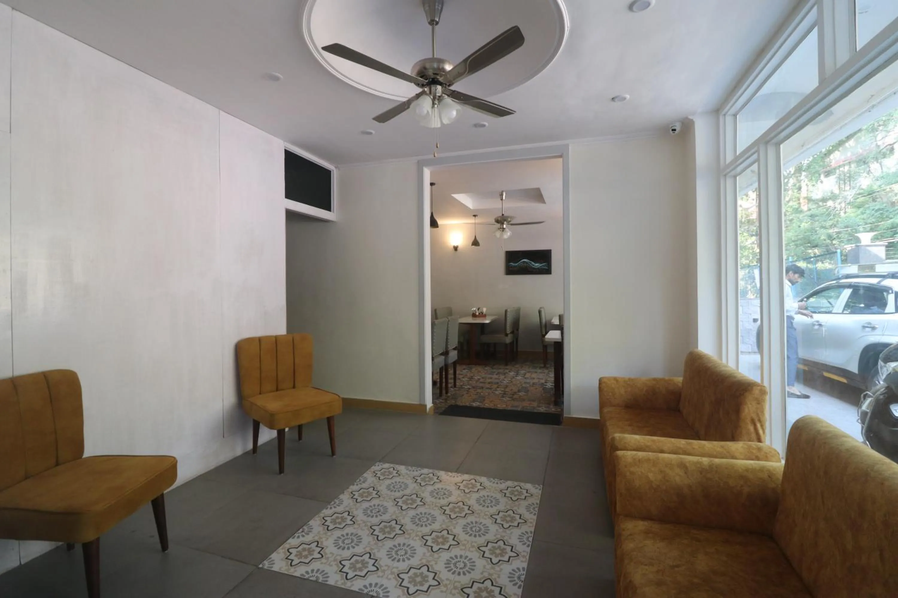 Seating area in Aamod Feather Touch - Nainital