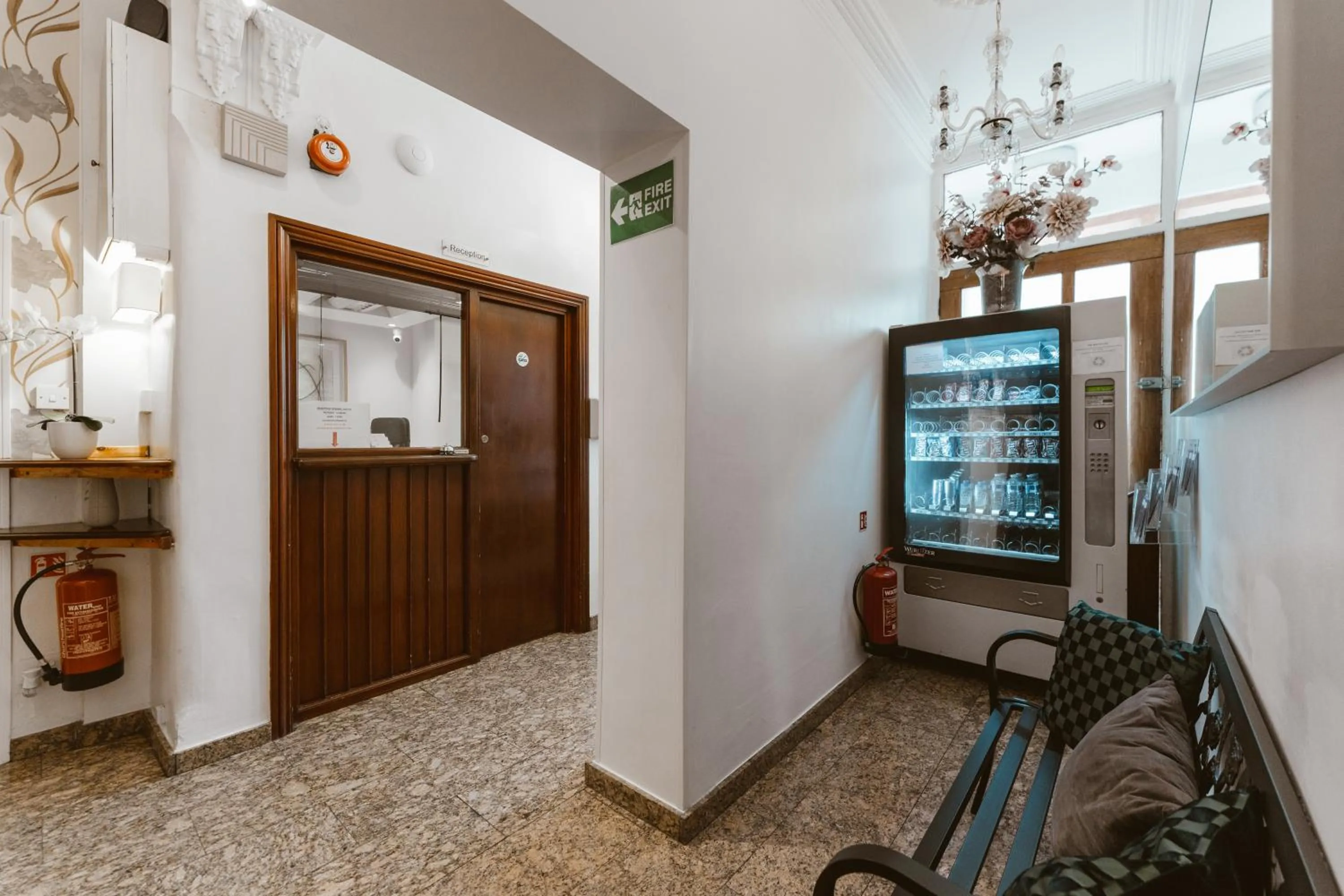 Area and facilities in Star Hotel