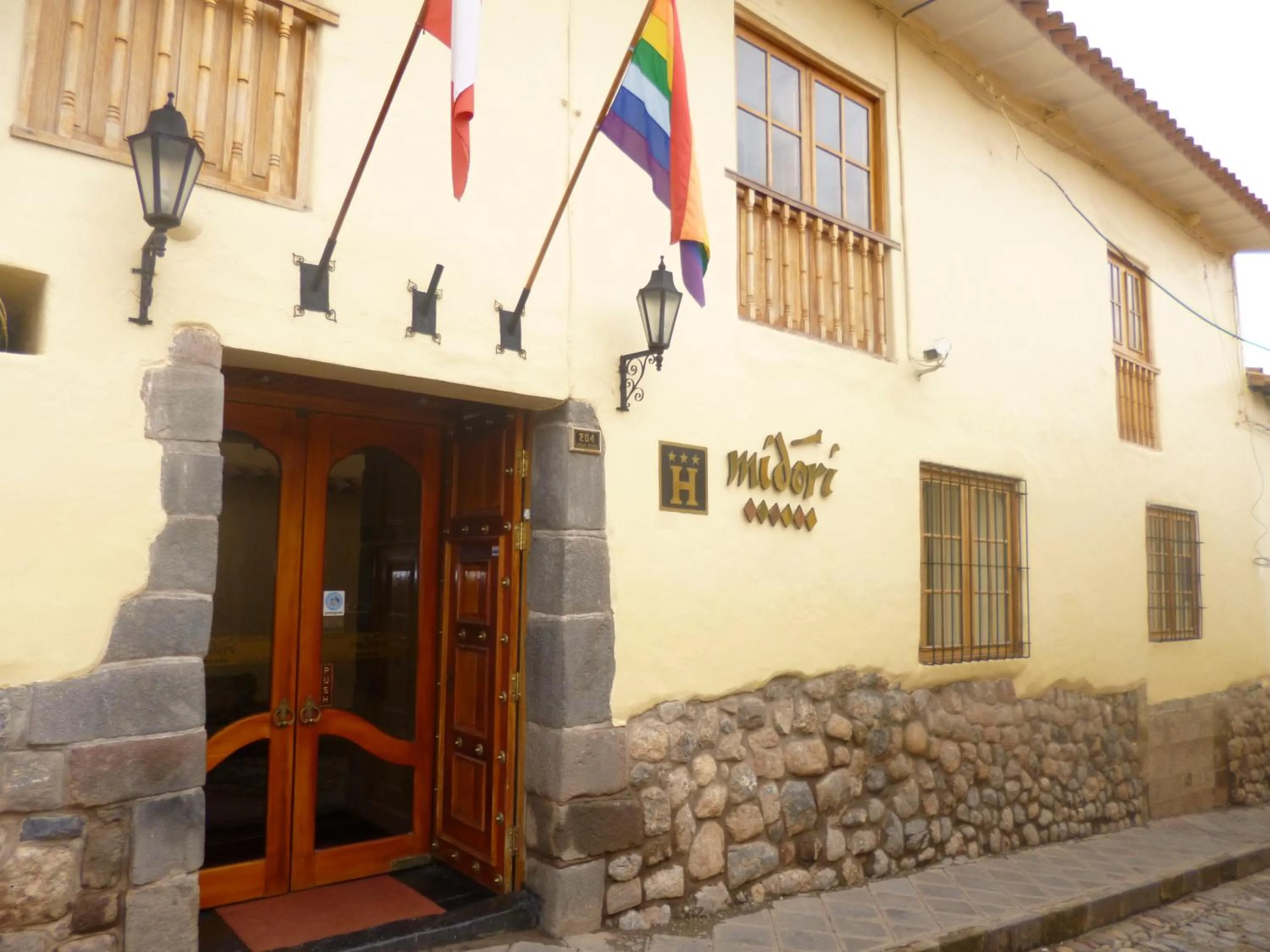 Facade/entrance in Hotel Midori