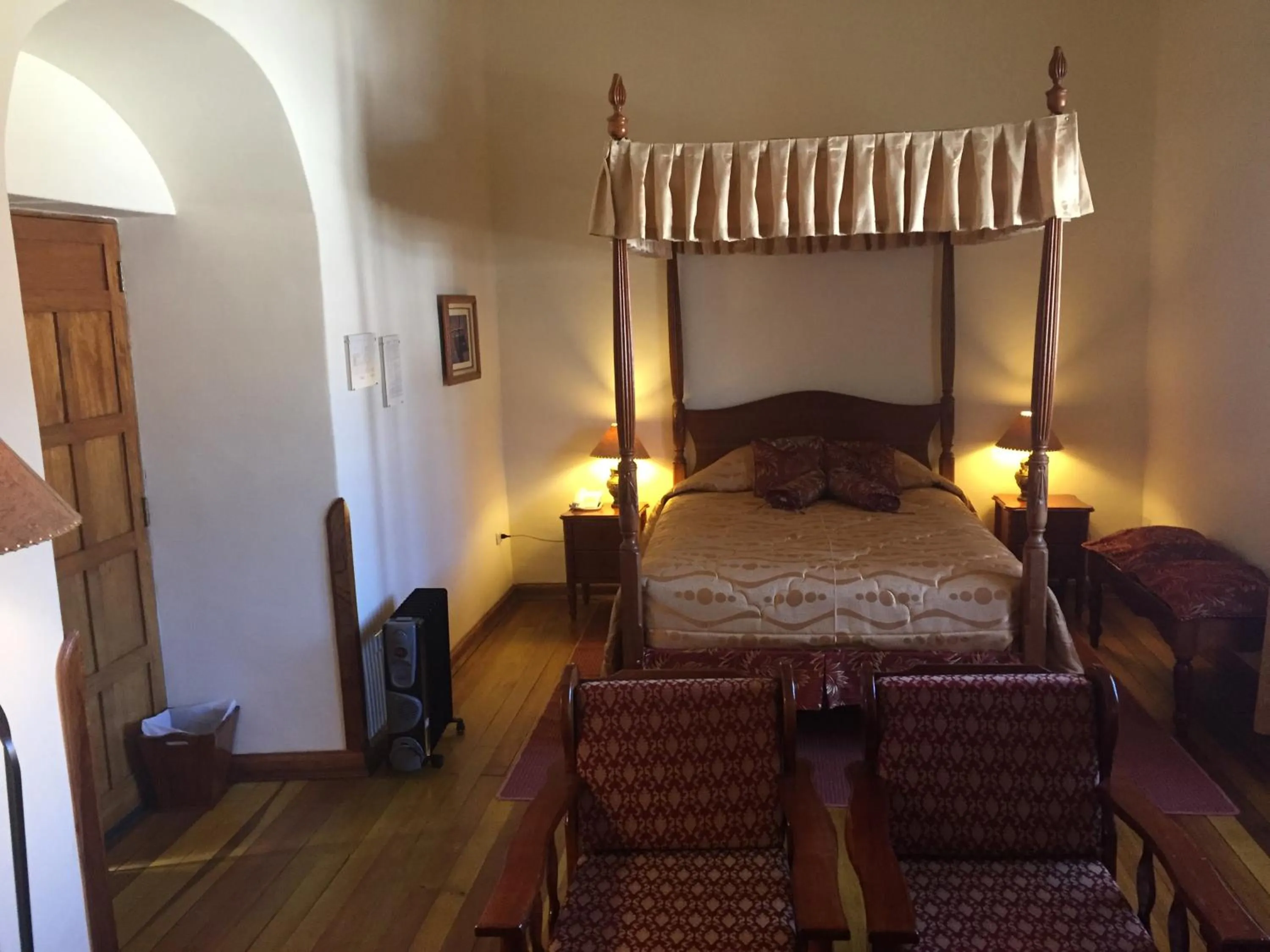 Living room, Bed in Hotel Midori