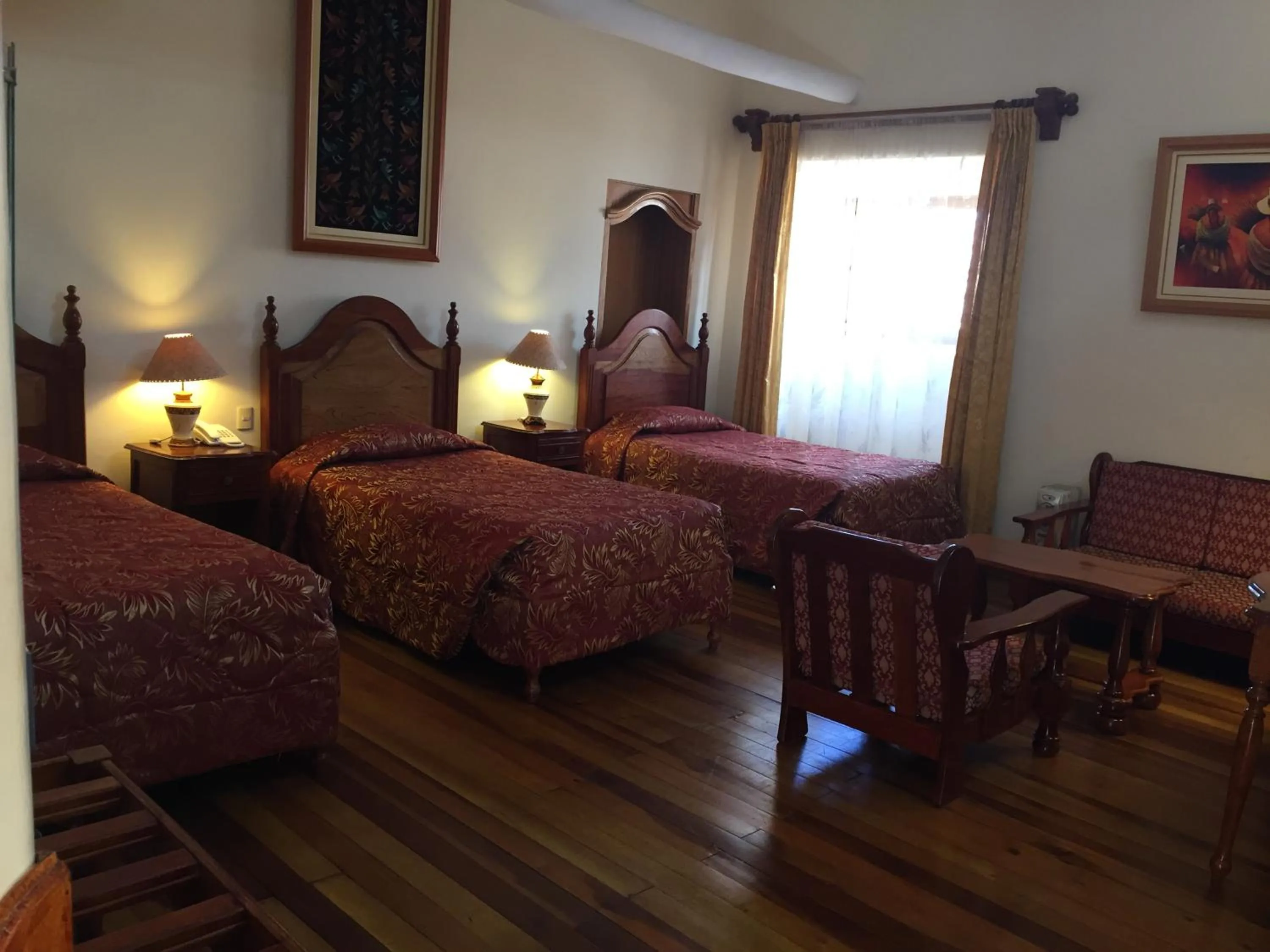 Living room, Bed in Hotel Midori