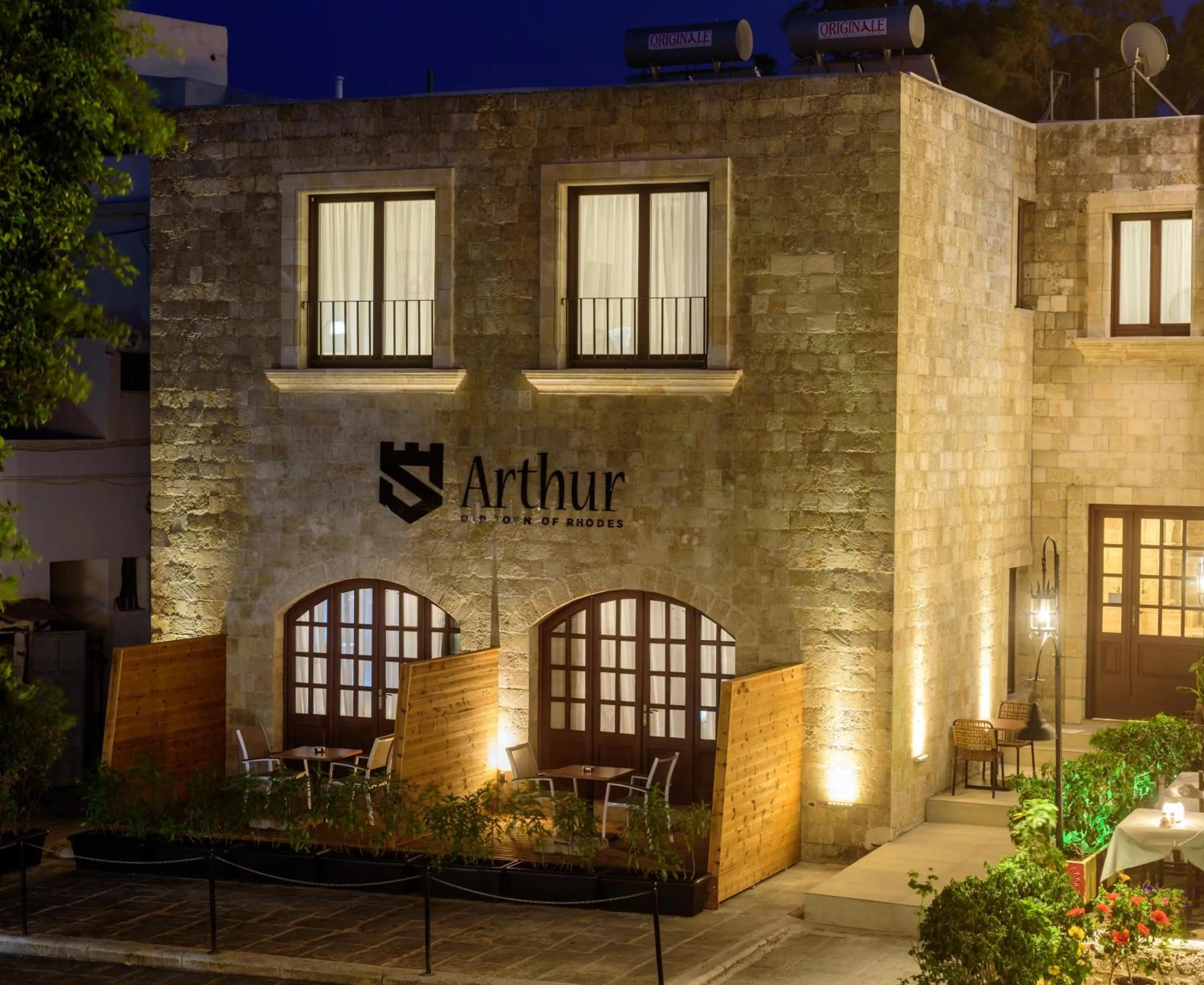 Property building in Arthur Suites in Old Town