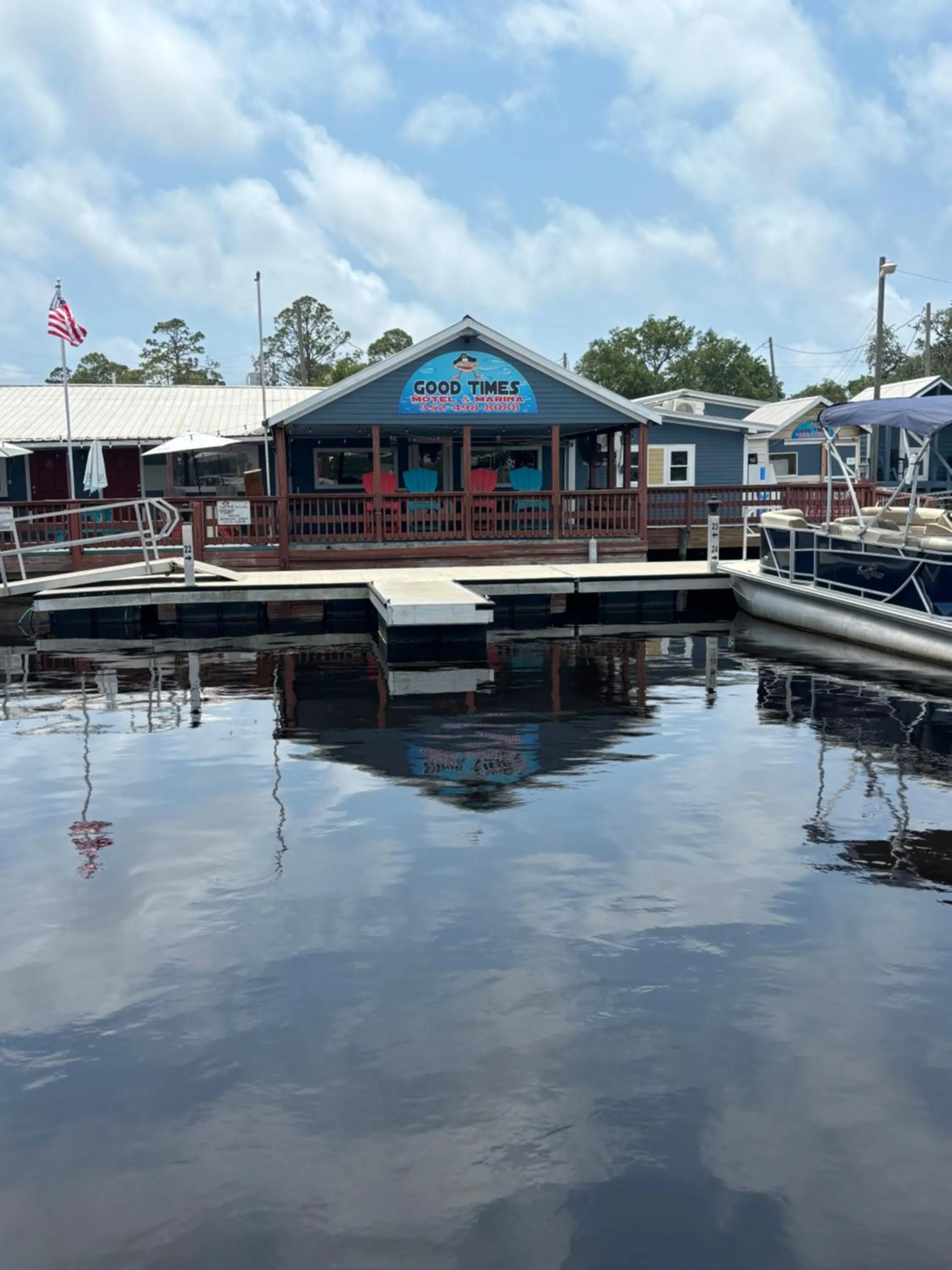 Good Times Motel and Marina