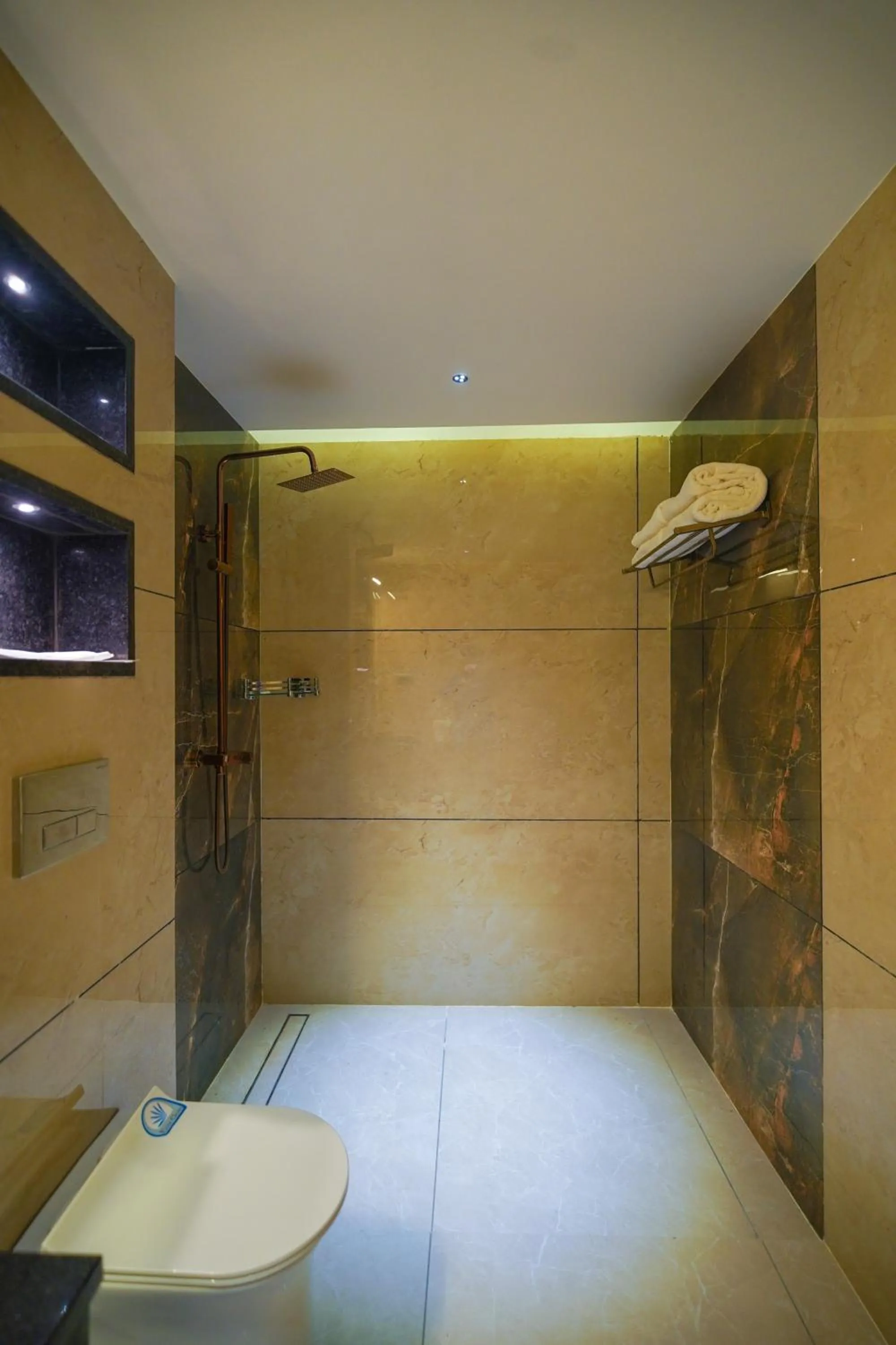 Bathroom in Hotel Red Stone