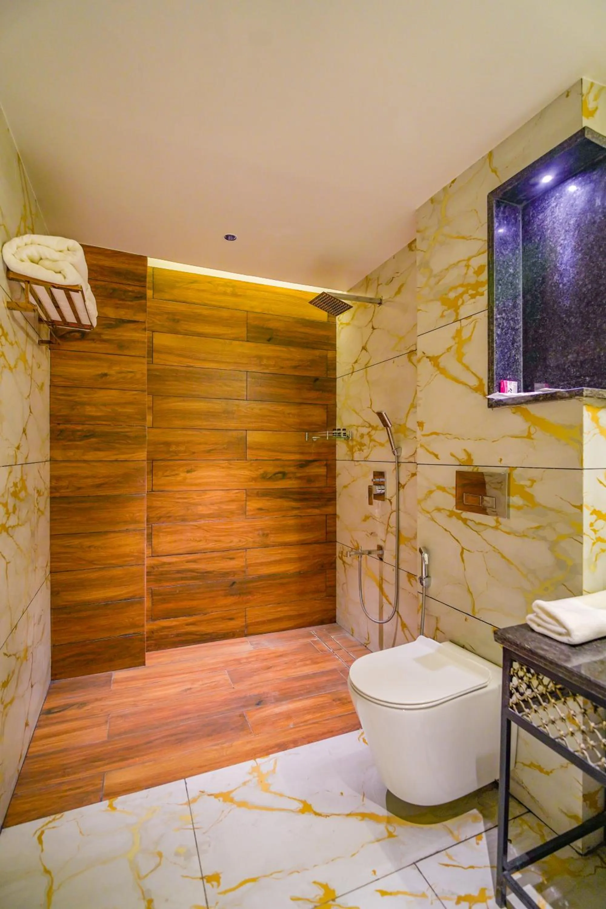 Bathroom in Hotel Red Stone