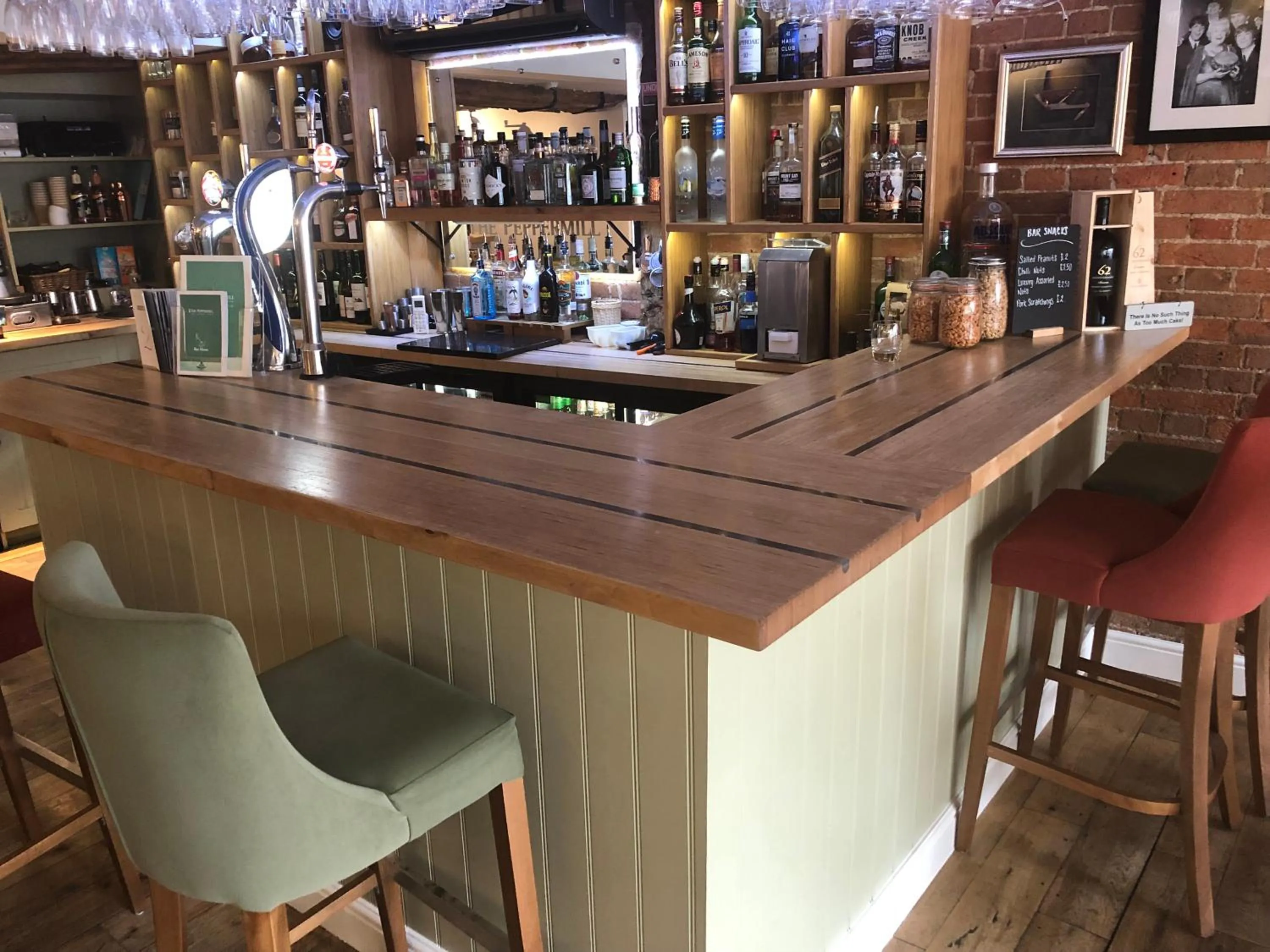 Lounge or bar in The Peppermill Town house Hotel & Restaurant